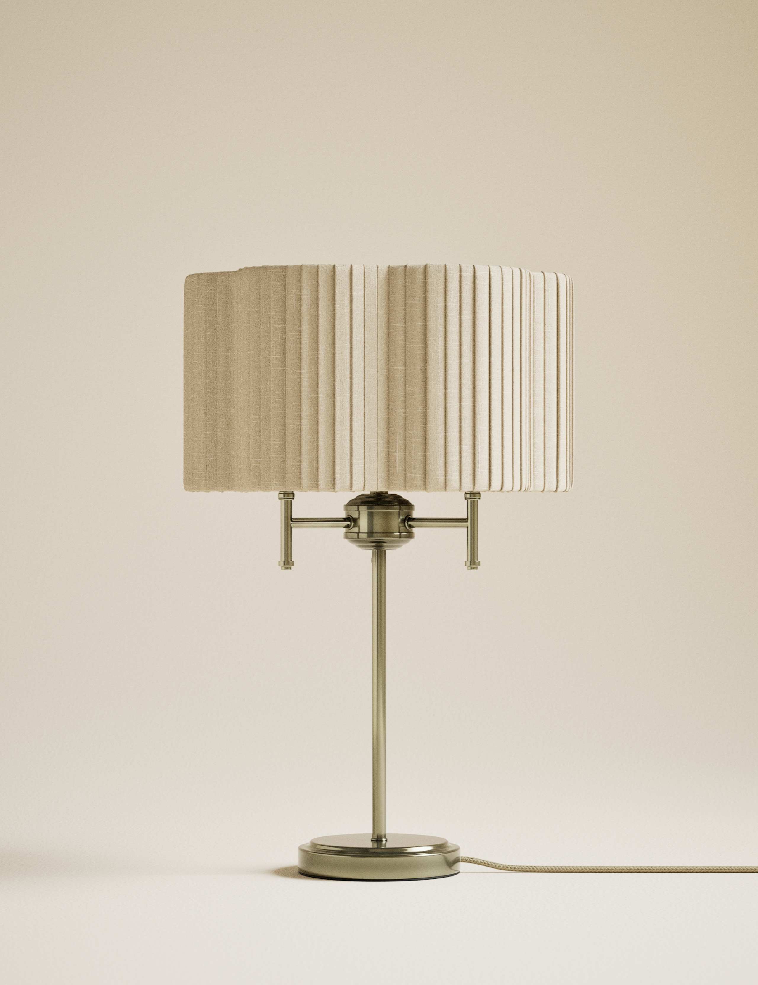Scallop Pleated Shade Brass Base Table Lamp 4 of 6