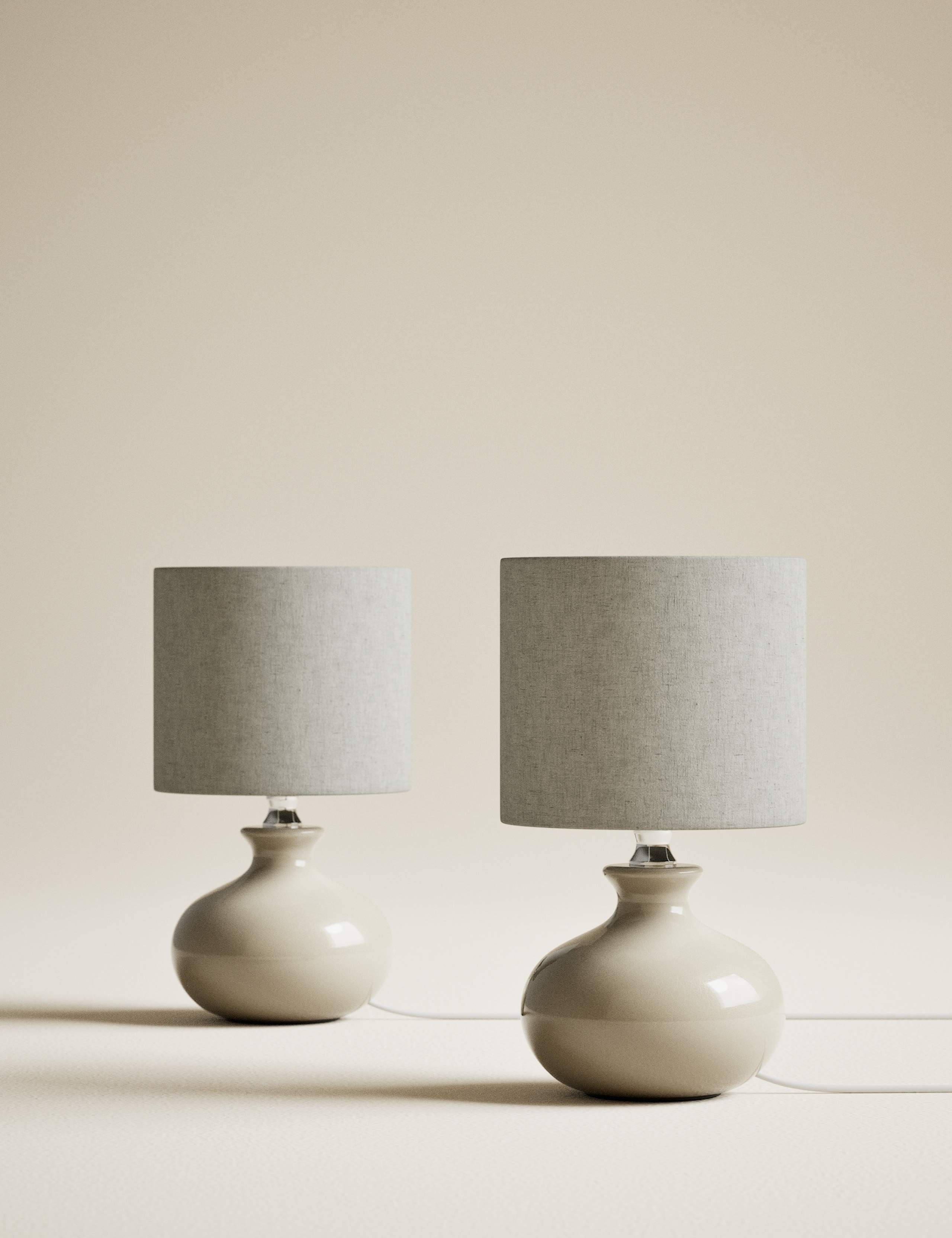 Set of 2 Ceramic Small Table Lamps 3 of 5