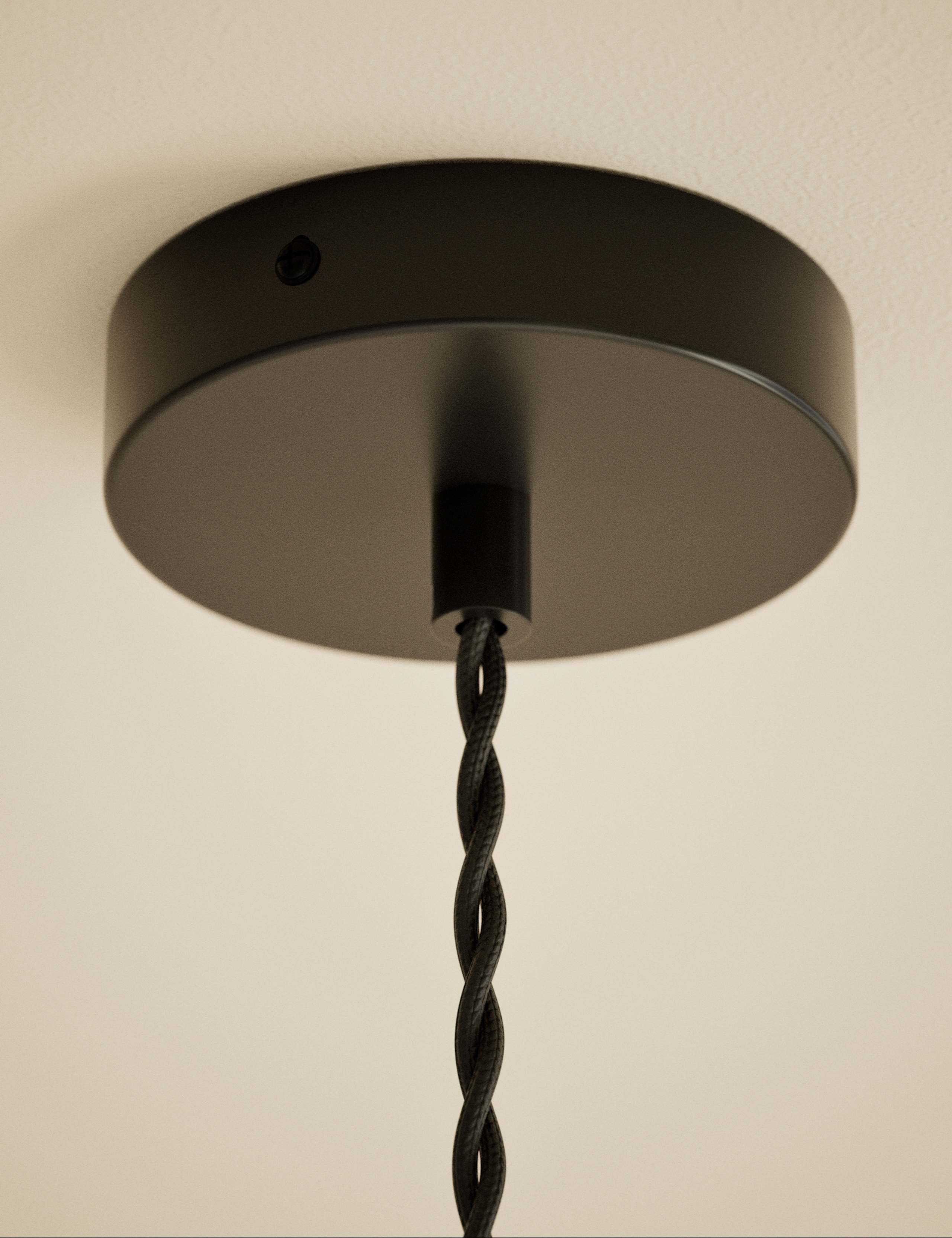 Twisted Chain Lighting Cable Kit 3 of 5