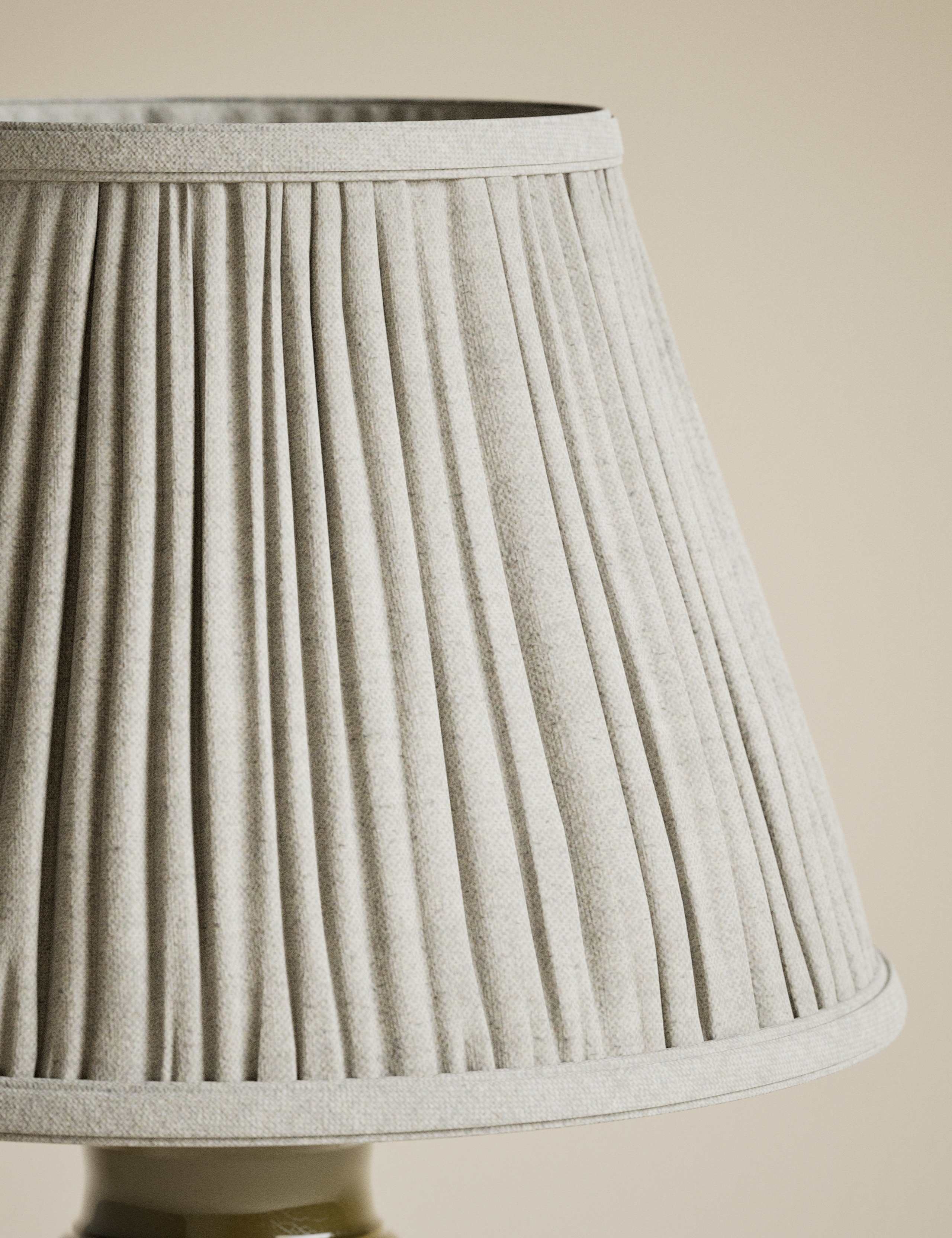 Ceramic Column Frill Shade Table Lamp 5 of 5
