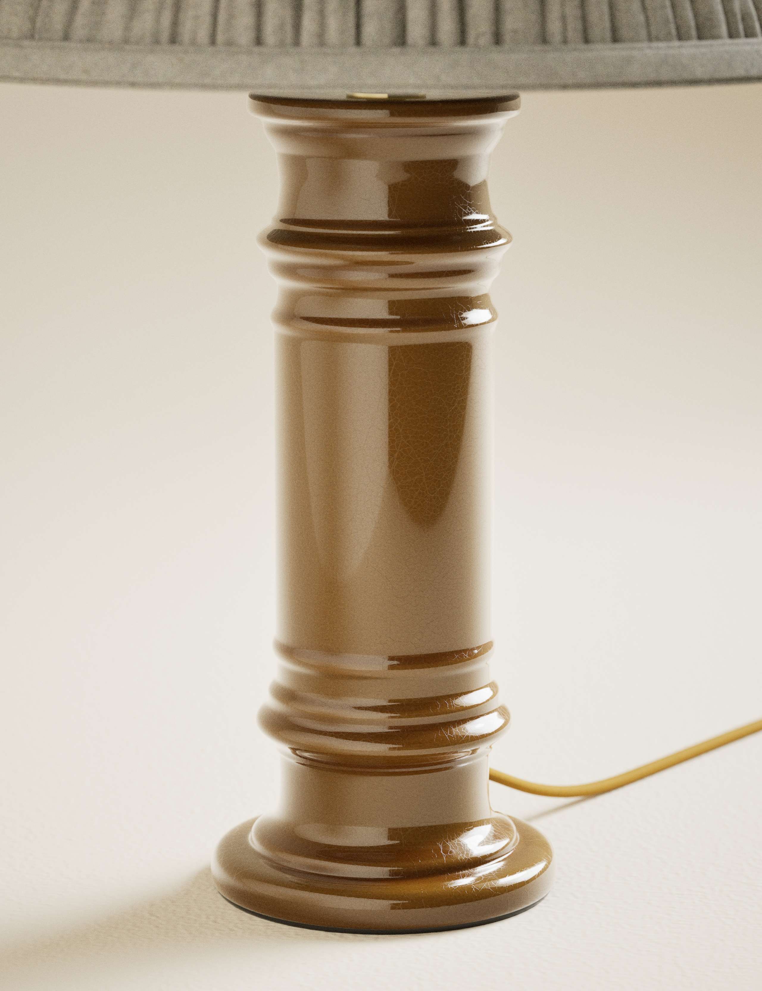 Ceramic Column Frill Shade Table Lamp 4 of 5