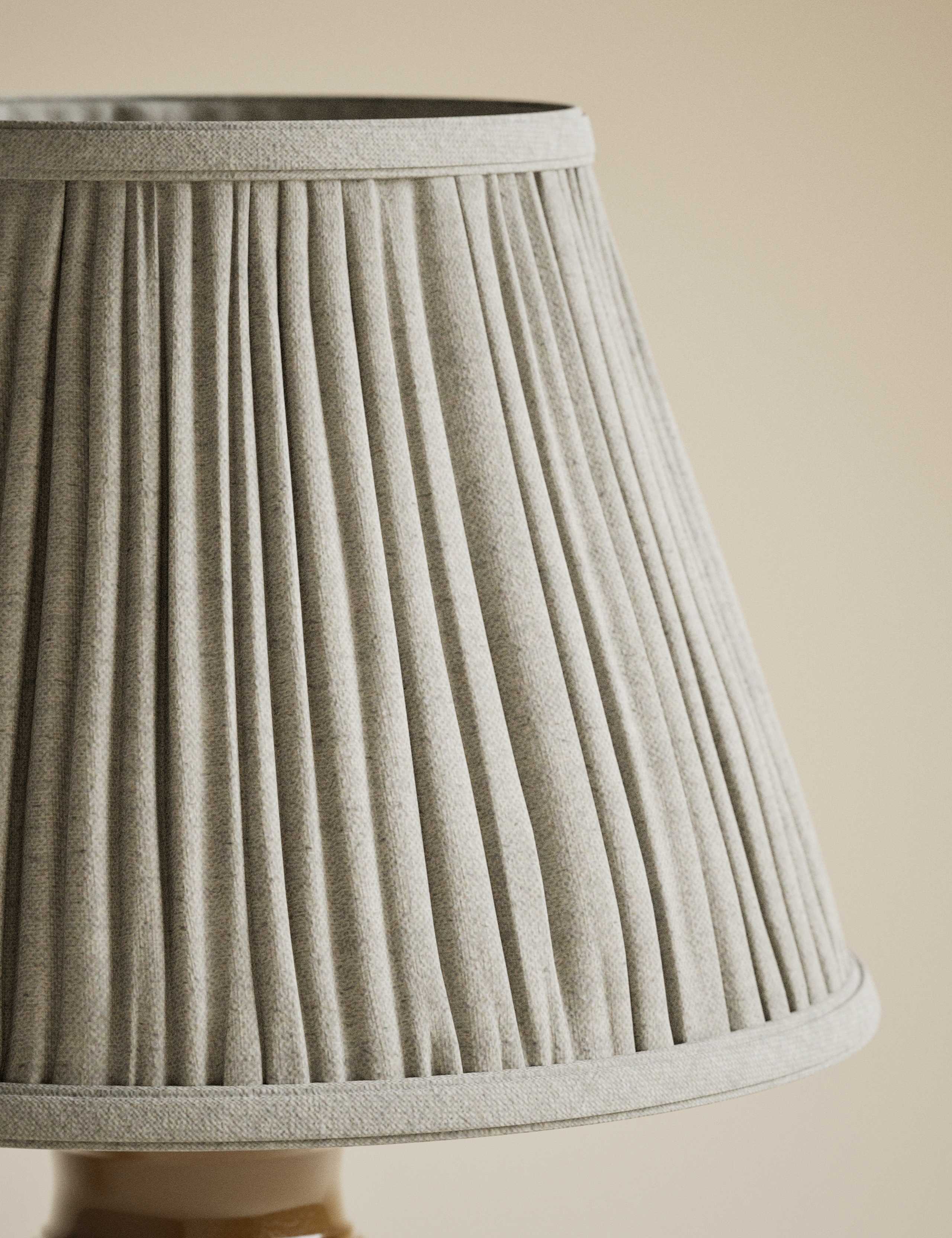 Ceramic Column Frill Shade Table Lamp 5 of 5
