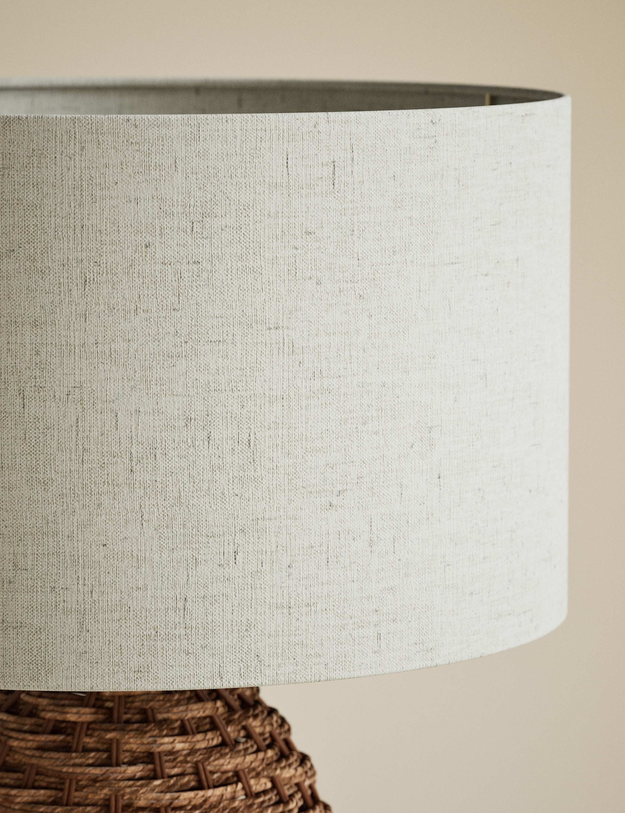 Seagrass Table Lamp with Shade 3 of 4