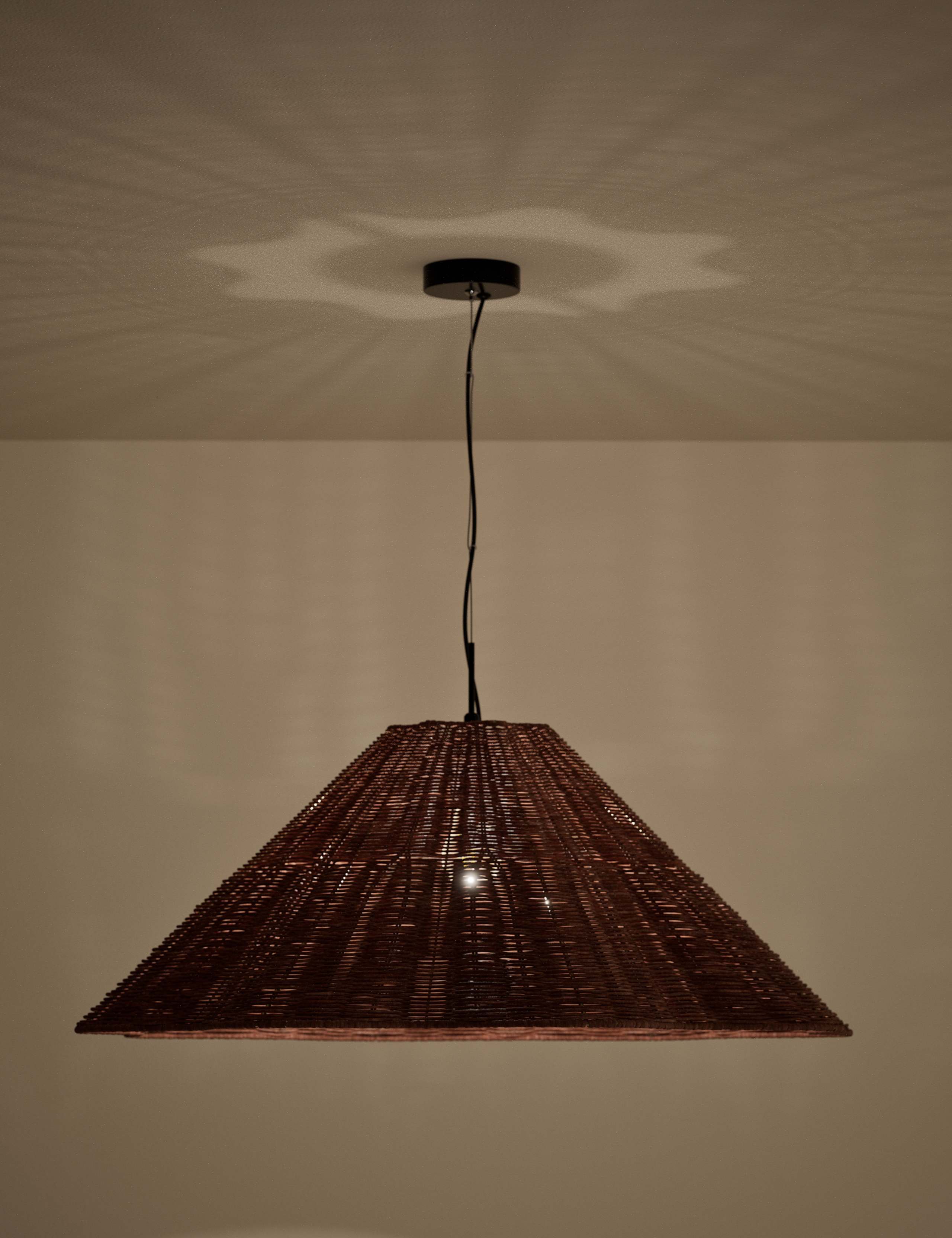 Scalloped Rattan Extra Large Pendant Light 2 of 4