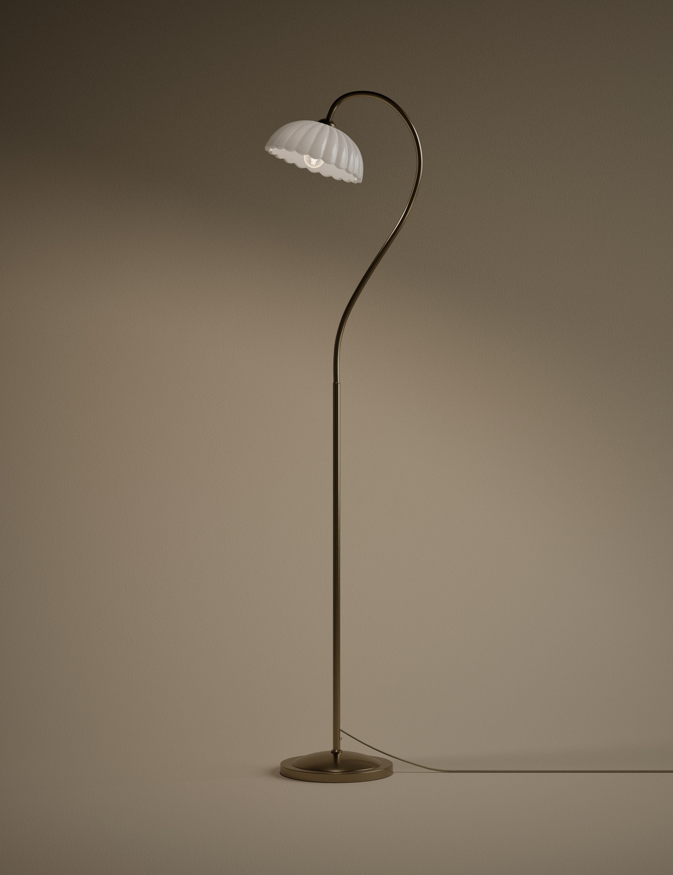 Scalloped Glass Swan Neck Floor Lamp 2 of 5