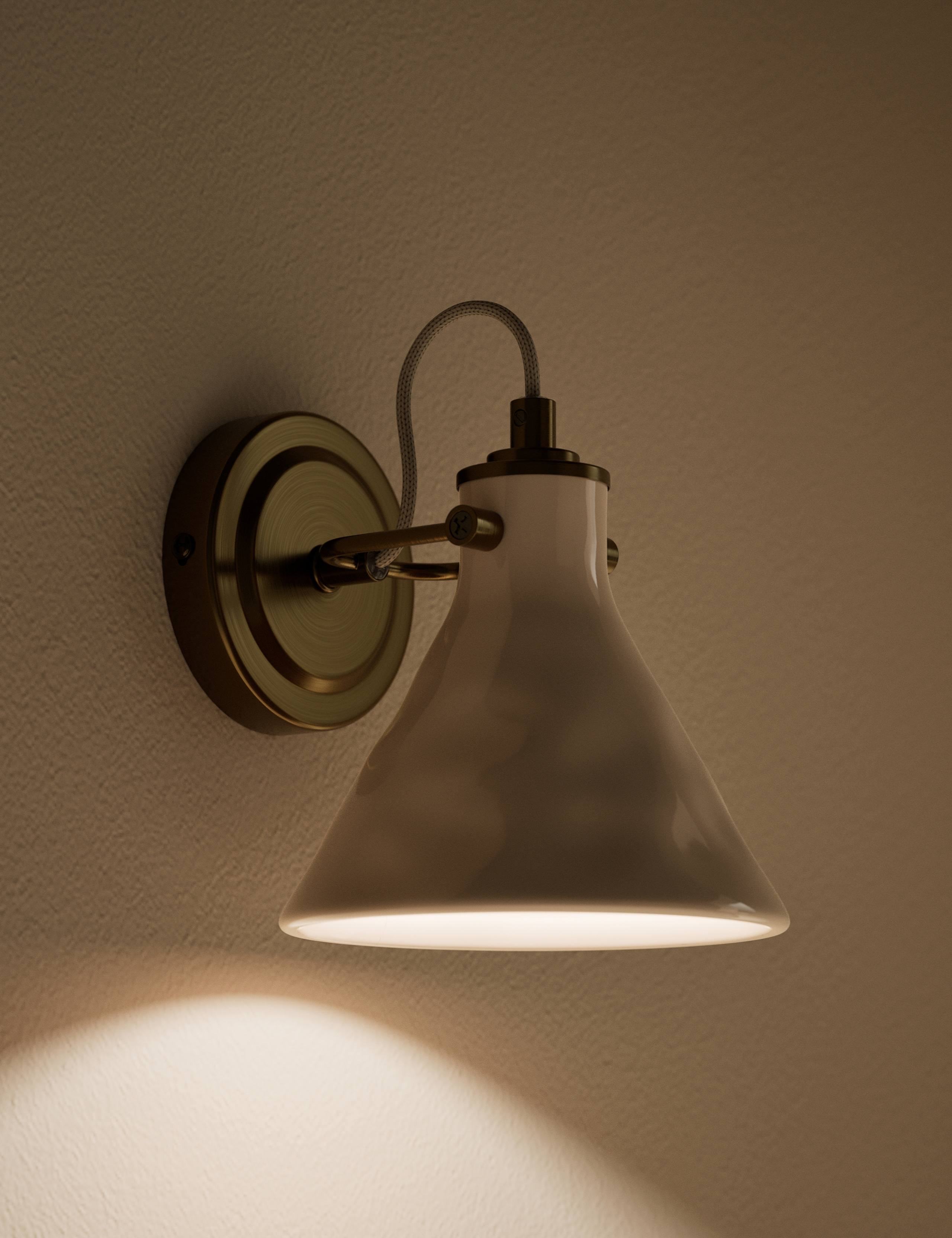 Ceramic Mottled Cone Wall Light 2 of 7