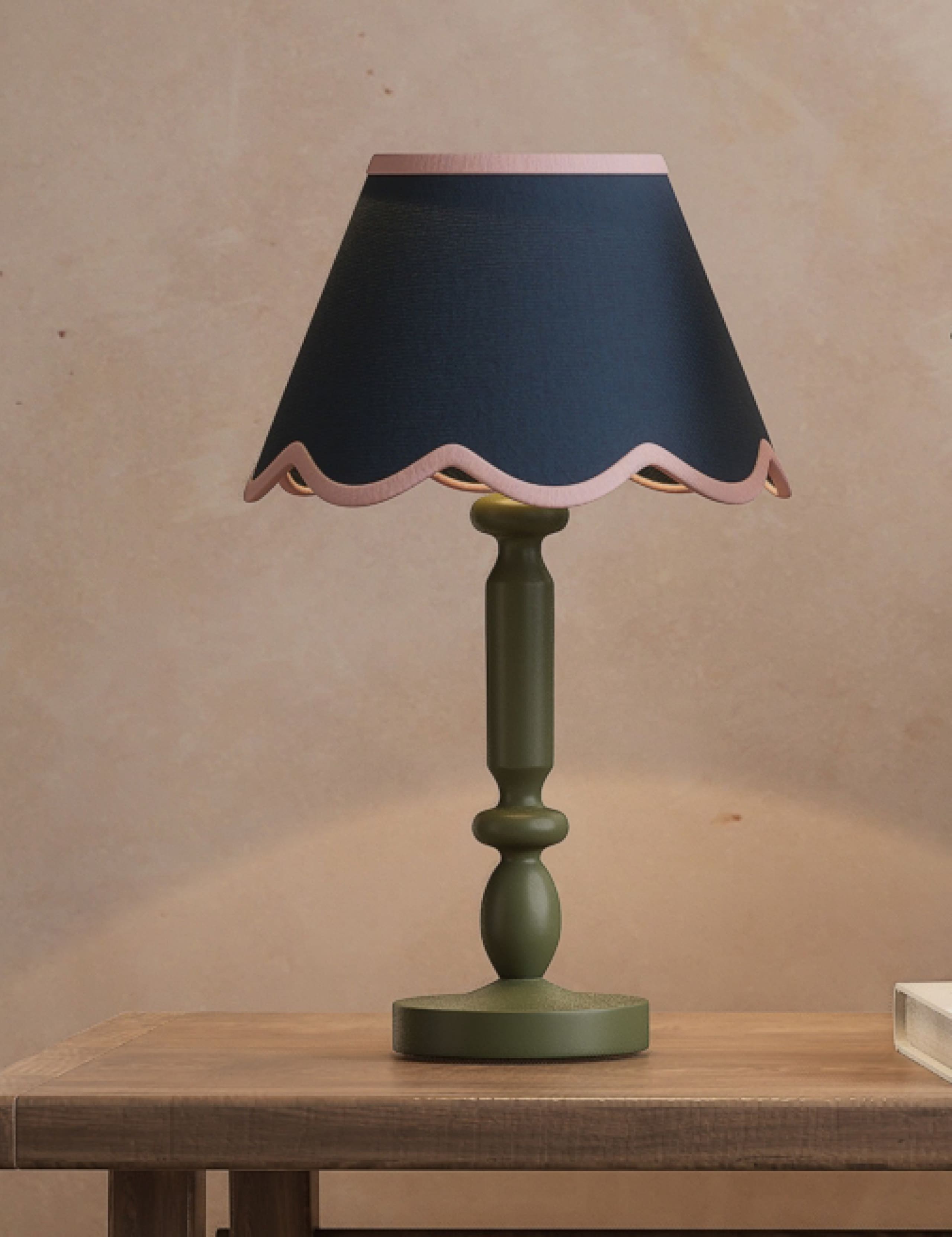Scallop Trim Lamp Shade 2 of 3