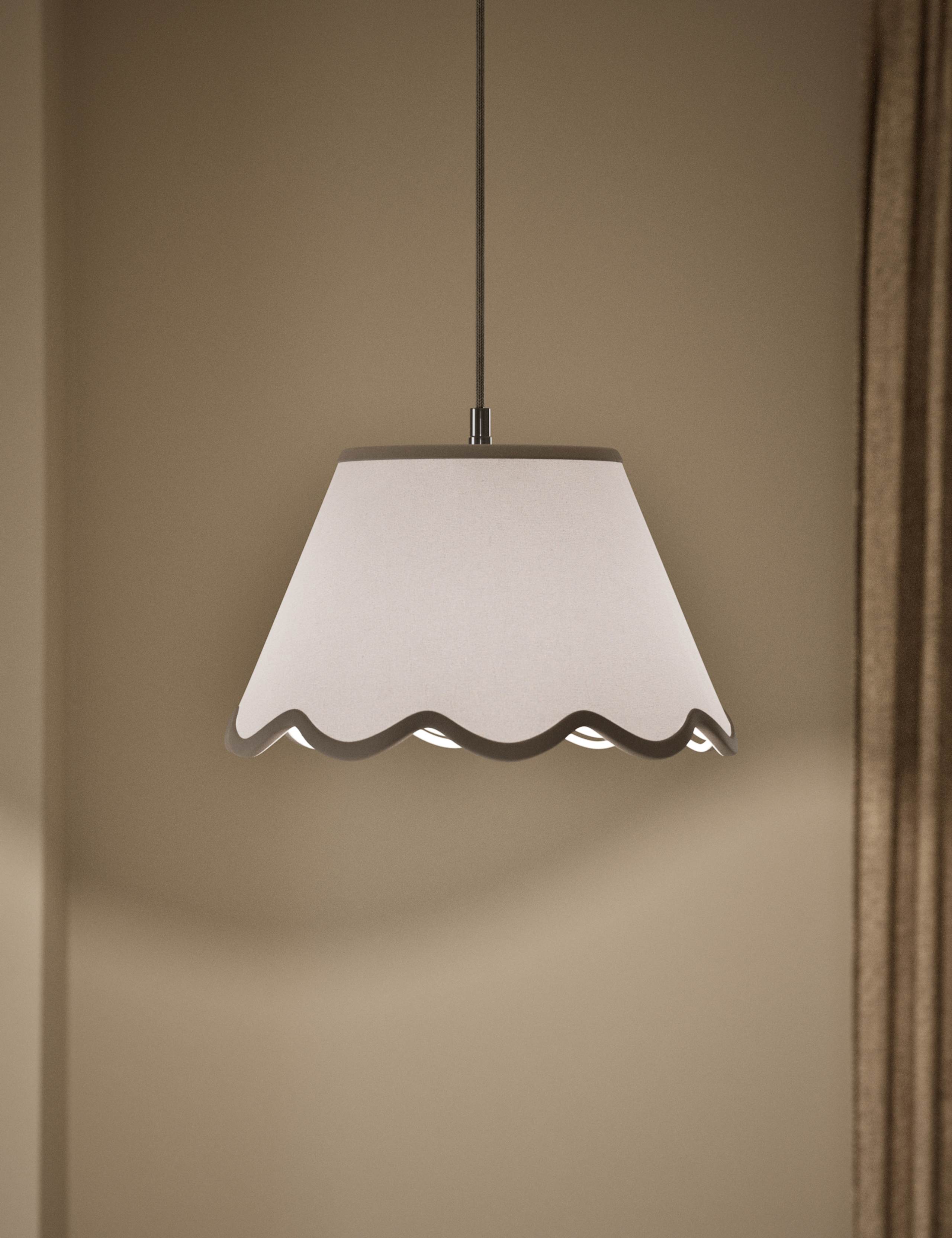 Large Scallop Trim Lamp Shade 2 of 5