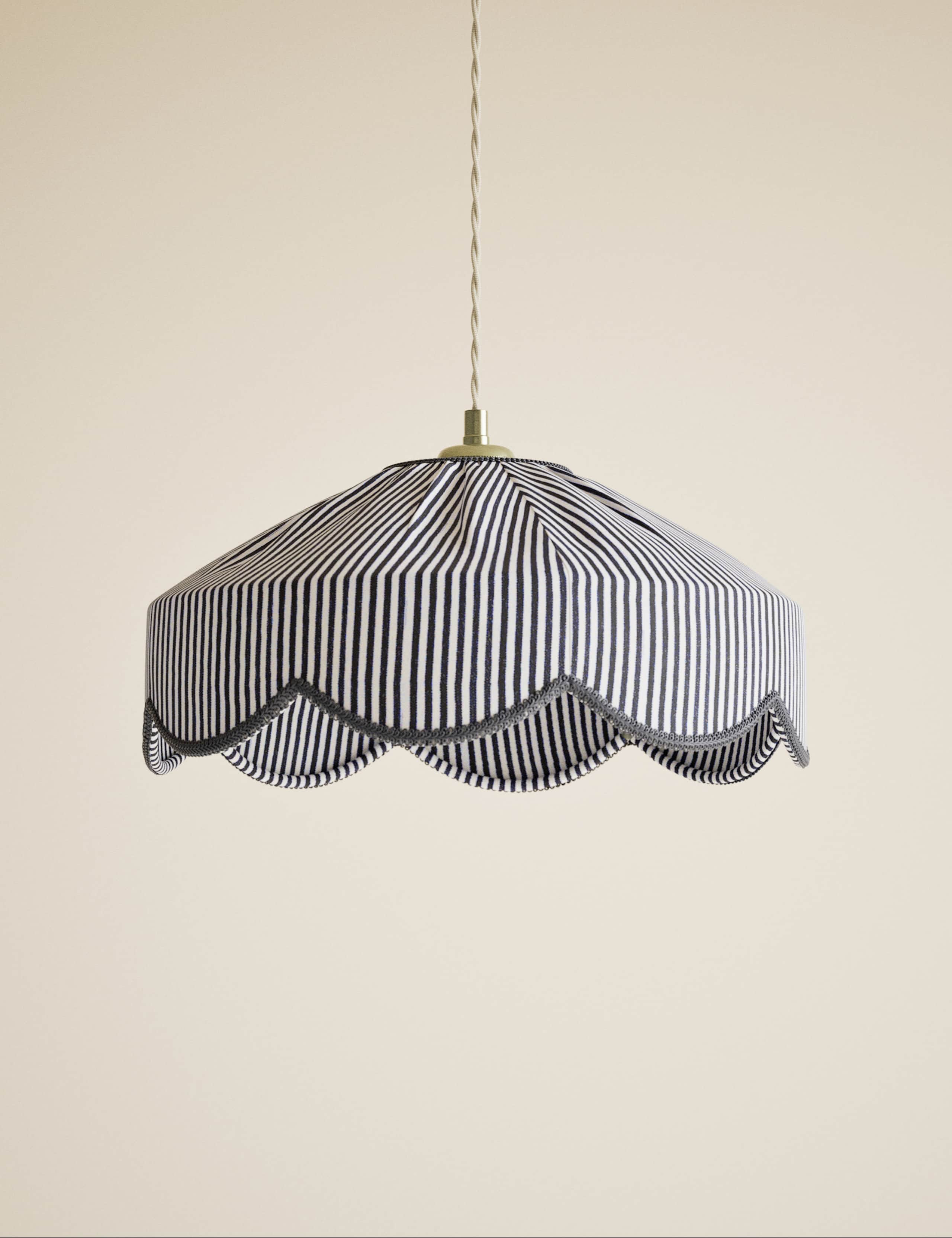 Striped Scallop Lamp Shade 3 of 5