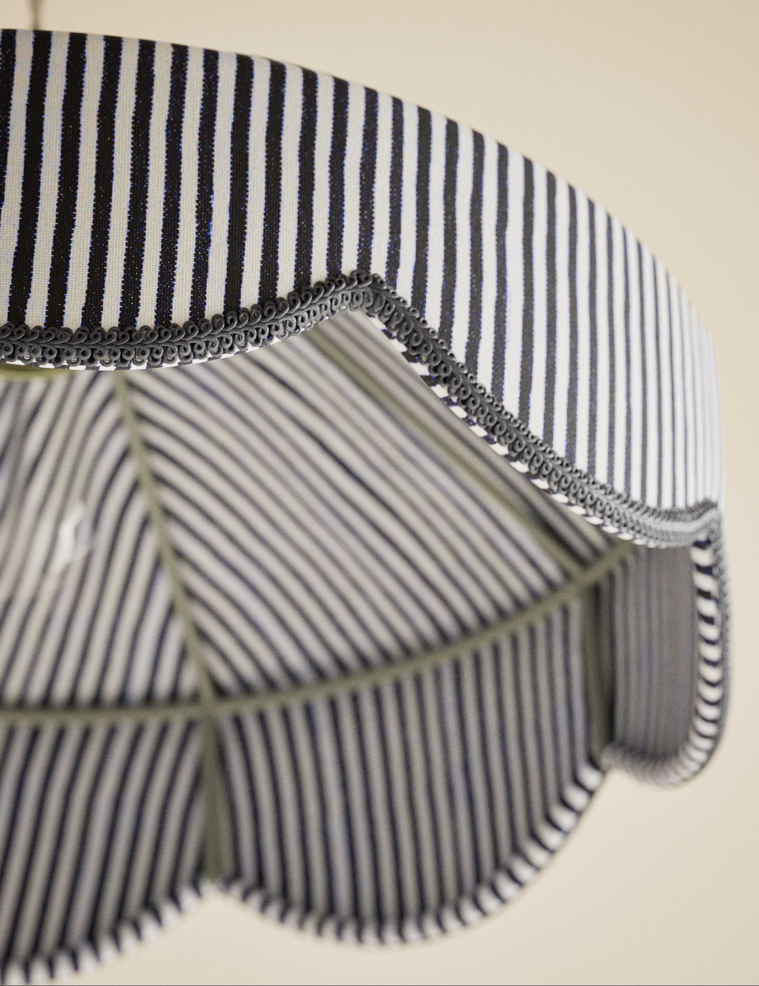 Striped Scallop Lamp Shade 4 of 5