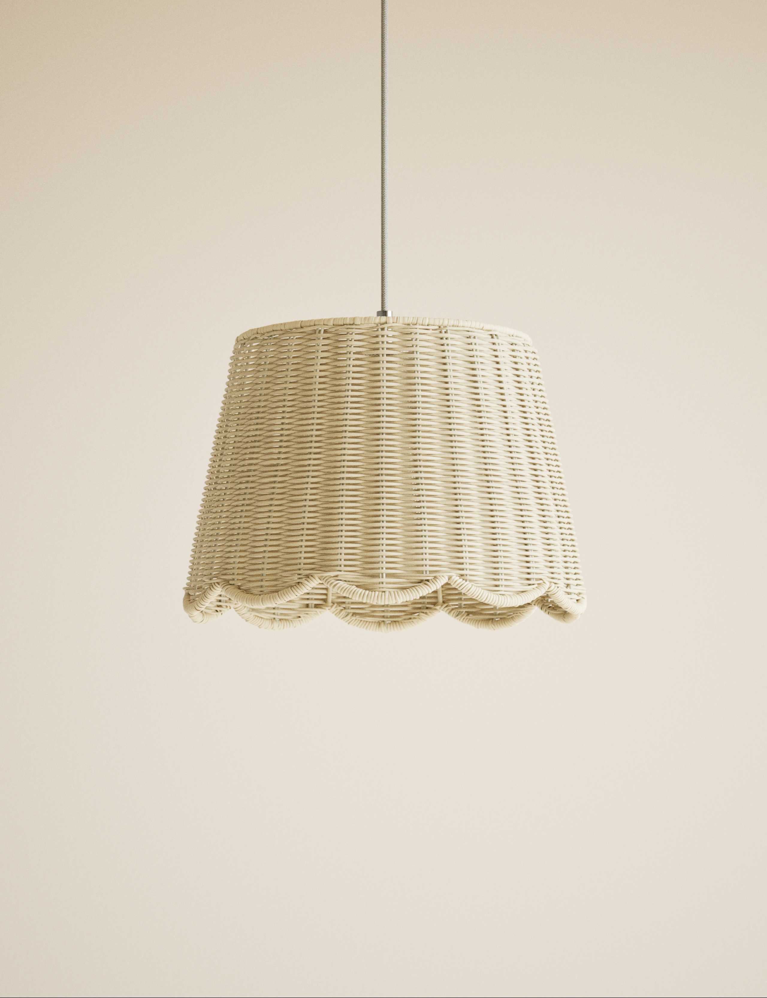 Wicker Scallop Lamp Shade 1 of 6
