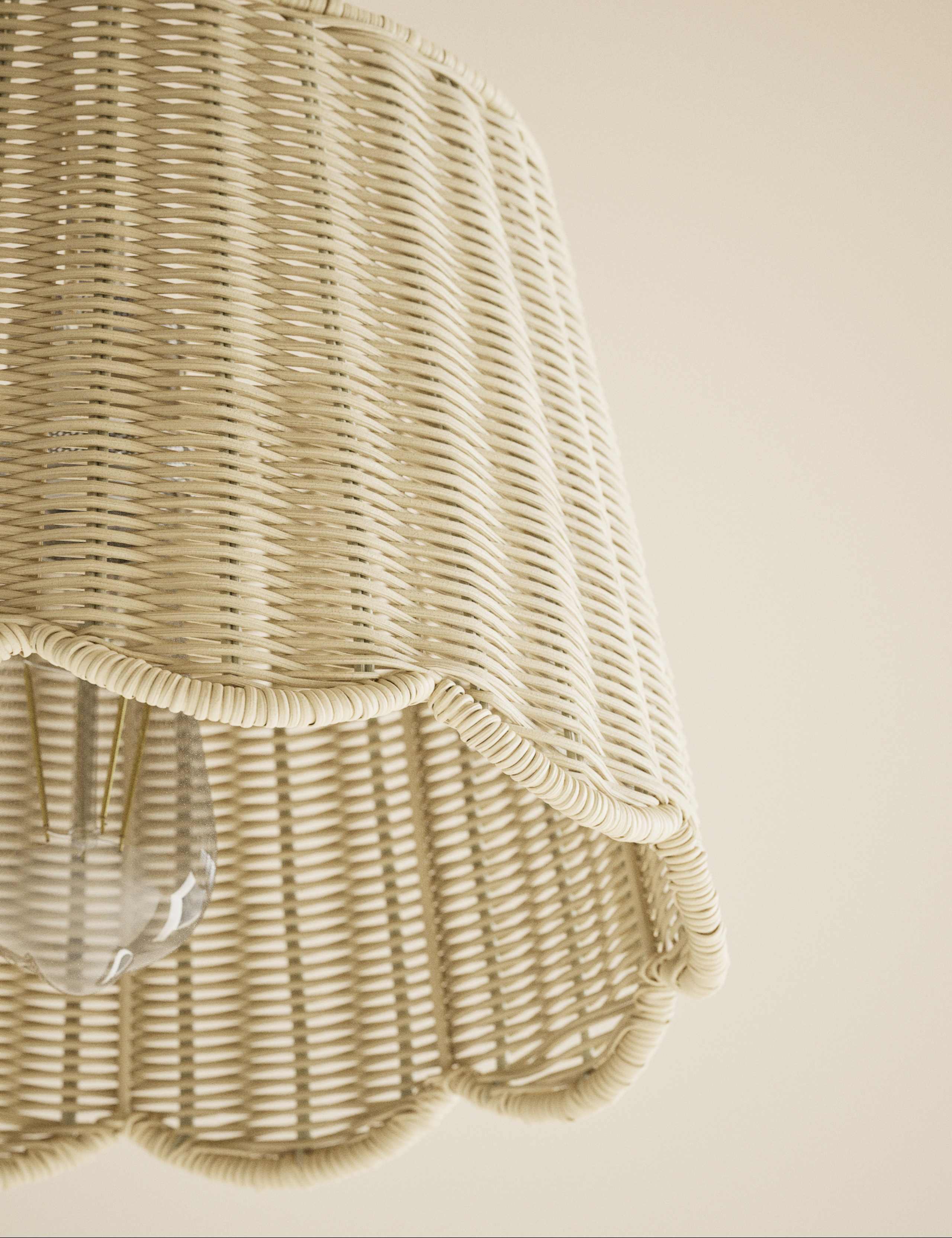 Wicker Scallop Lamp Shade 5 of 6