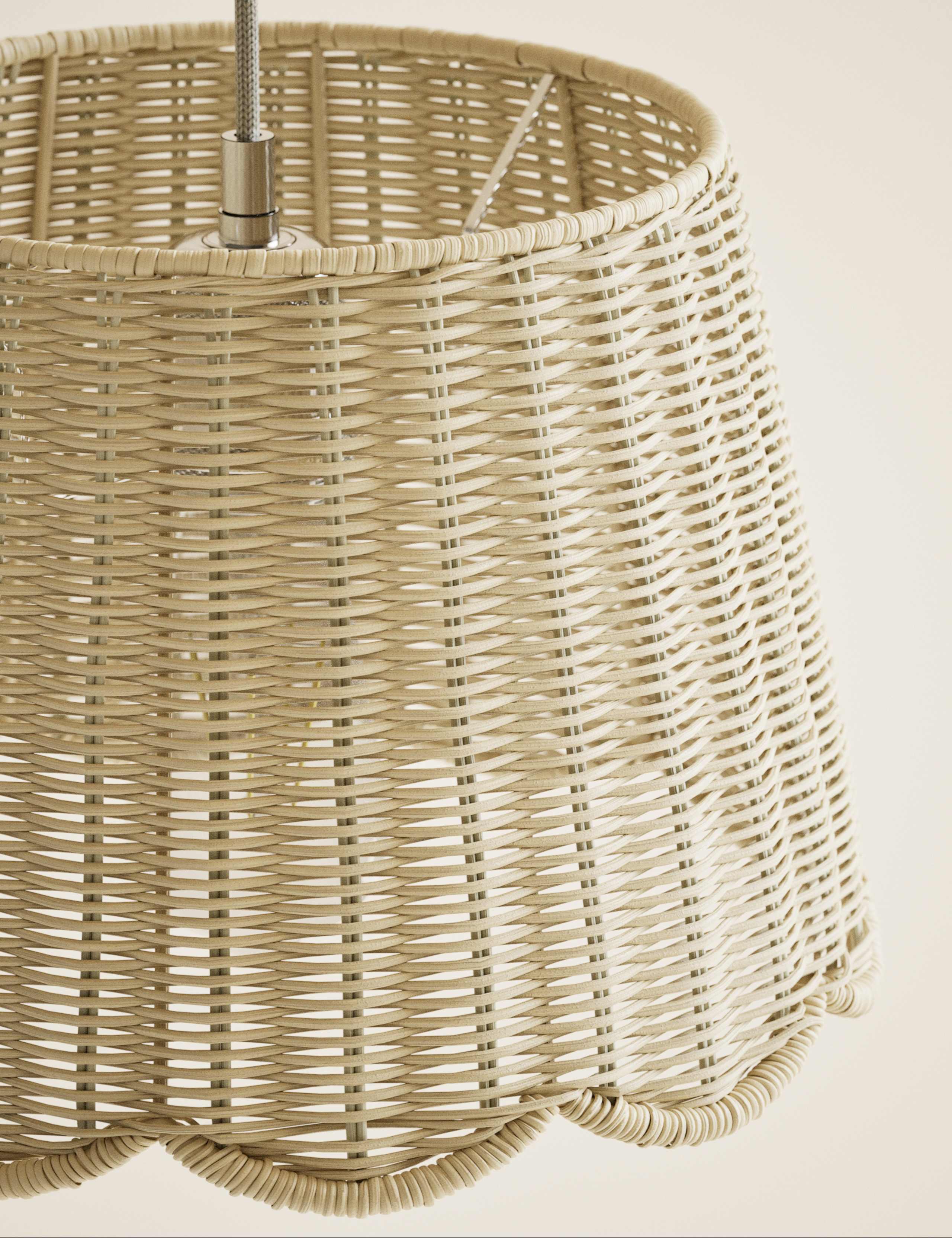 Wicker Scallop Lamp Shade 6 of 6