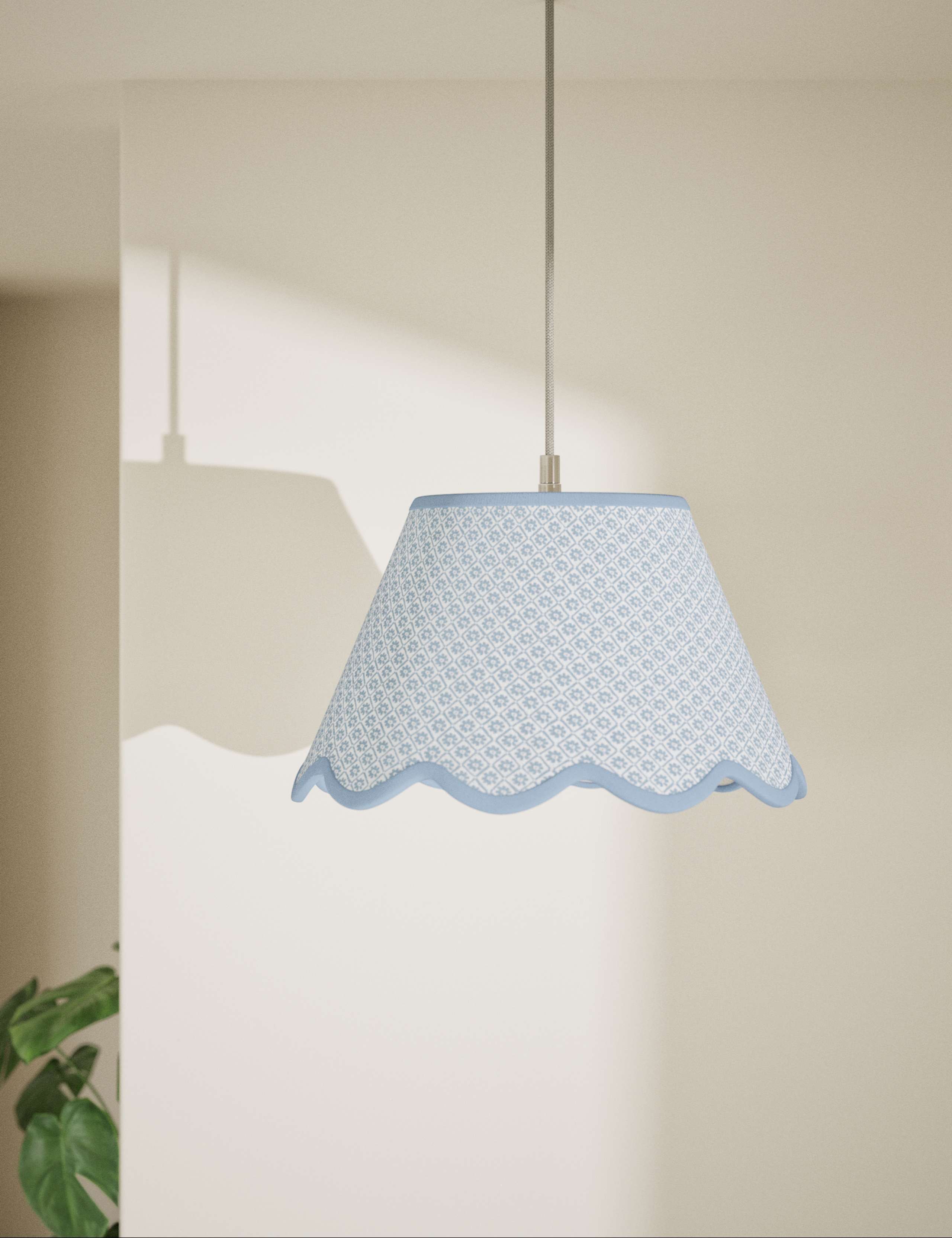 Printed Scallop Trim Large Lamp Shade 3 of 5
