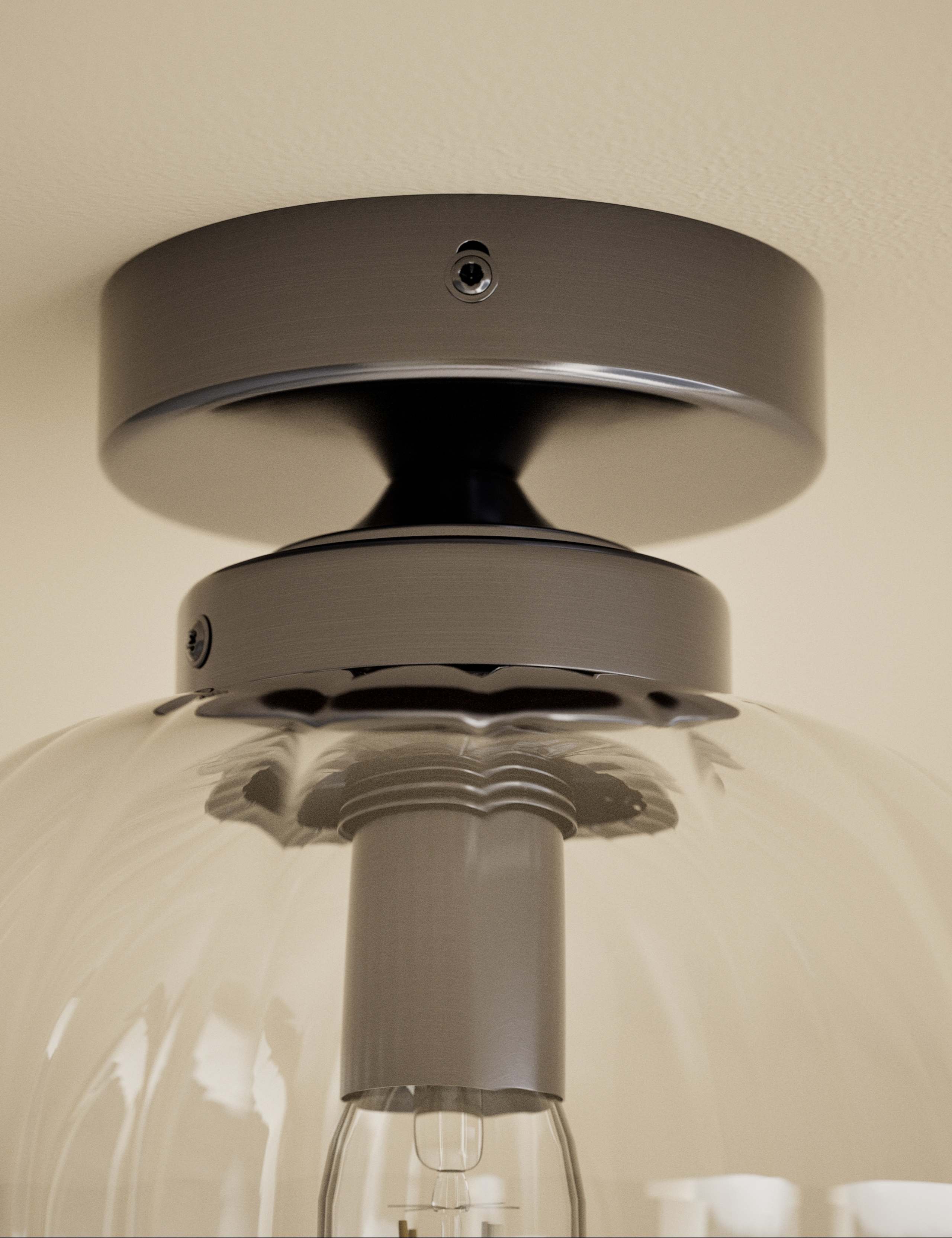 Teardrop Flush Light 4 of 5