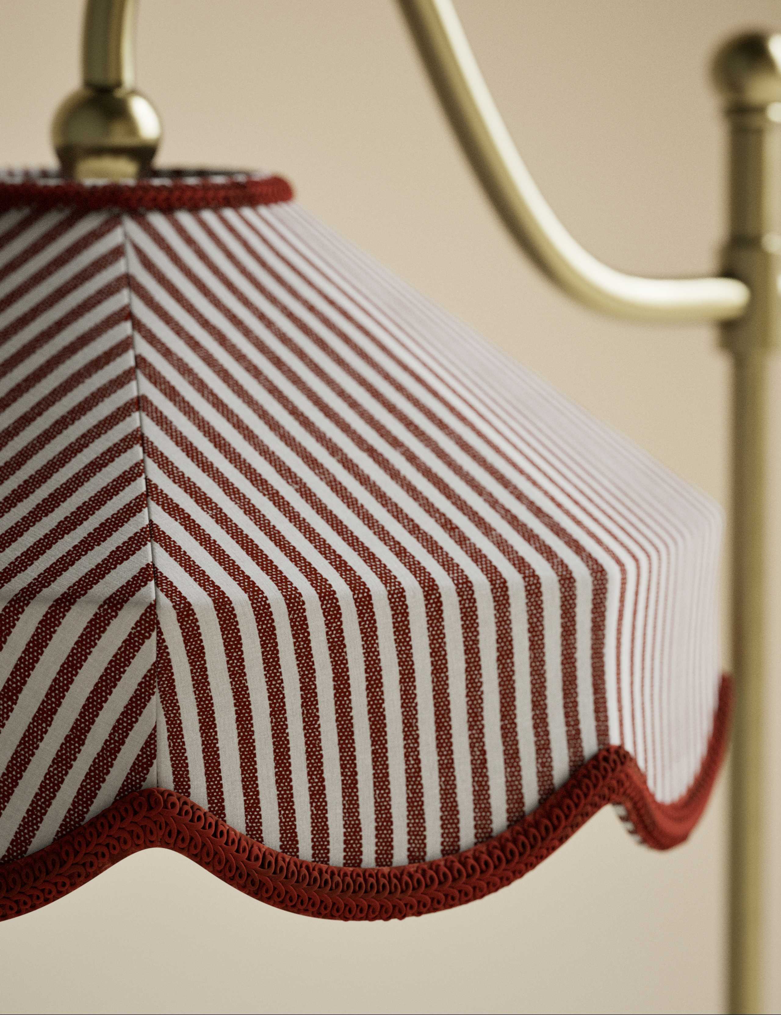 Winnie Table Lamp 5 of 5