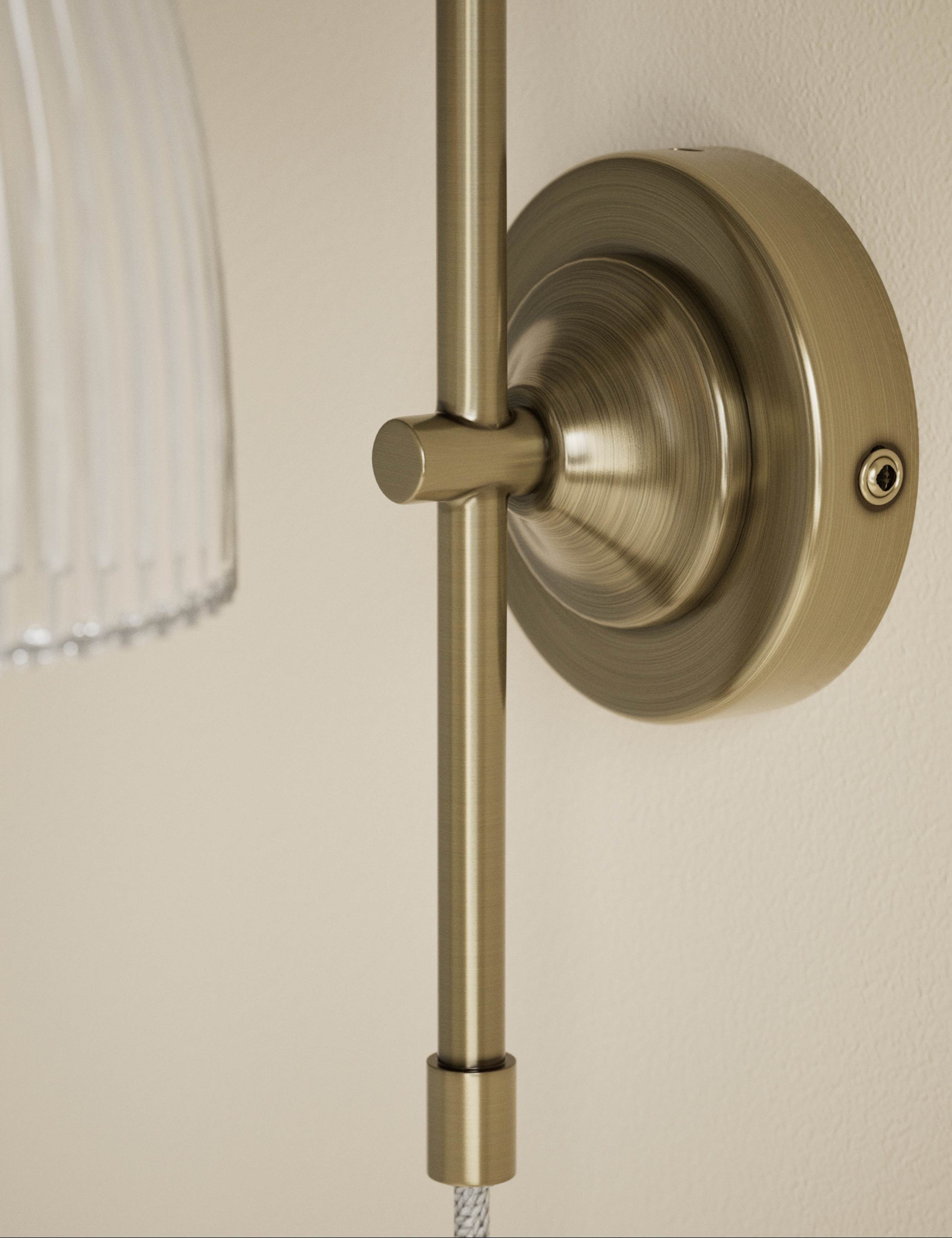 Ribbed Plug In Wall Light 4 of 5