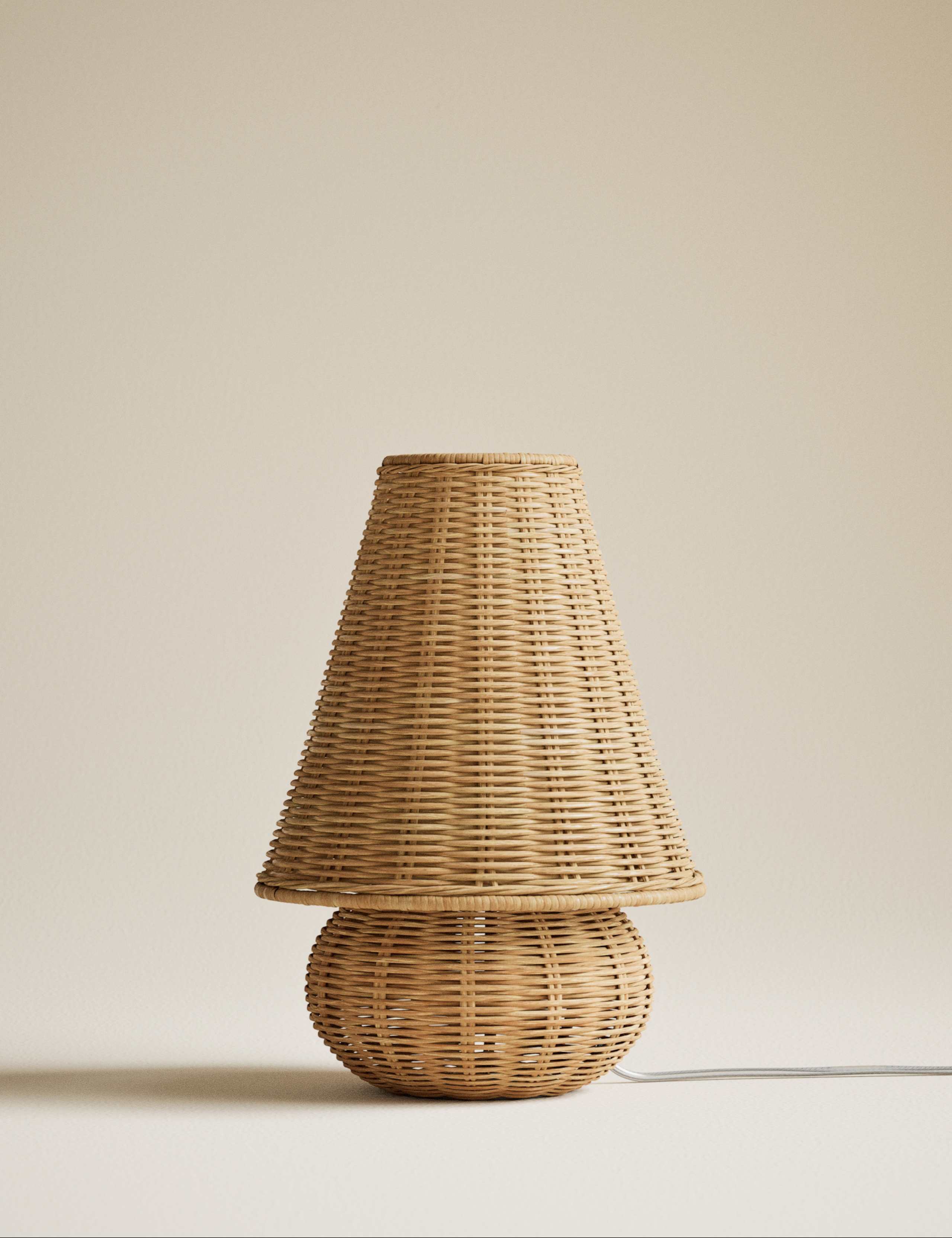 Amie Table Lamp 4 of 6