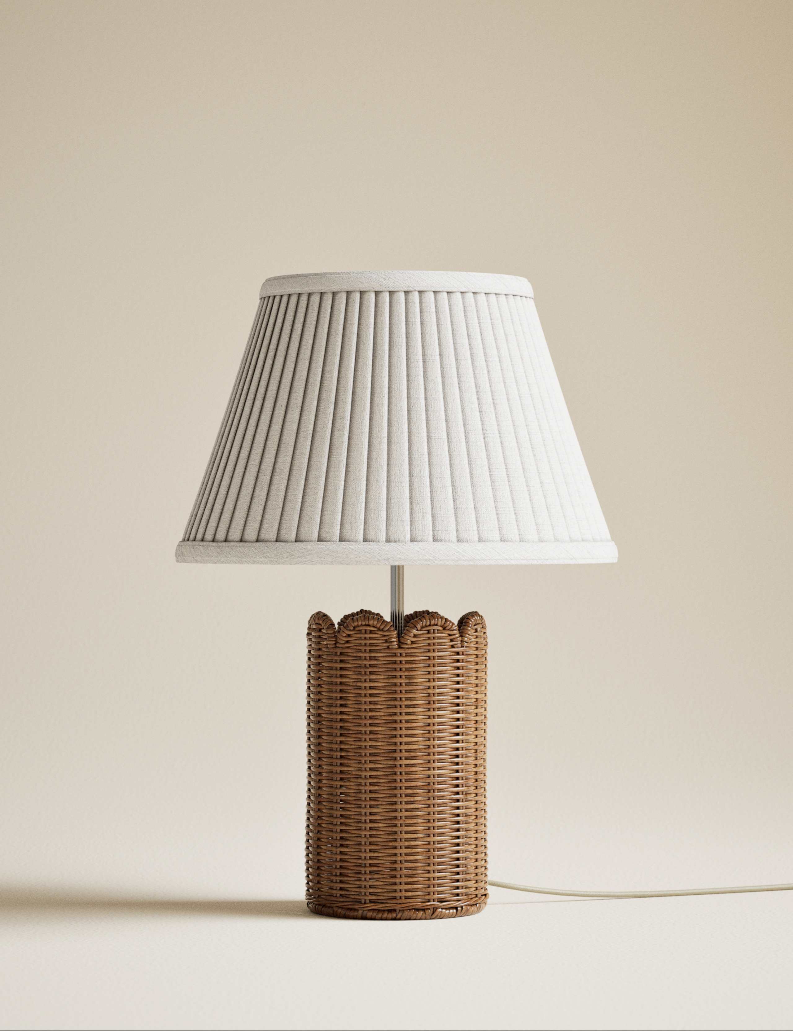 Wicker Scalloped Table Lamp 3 of 5