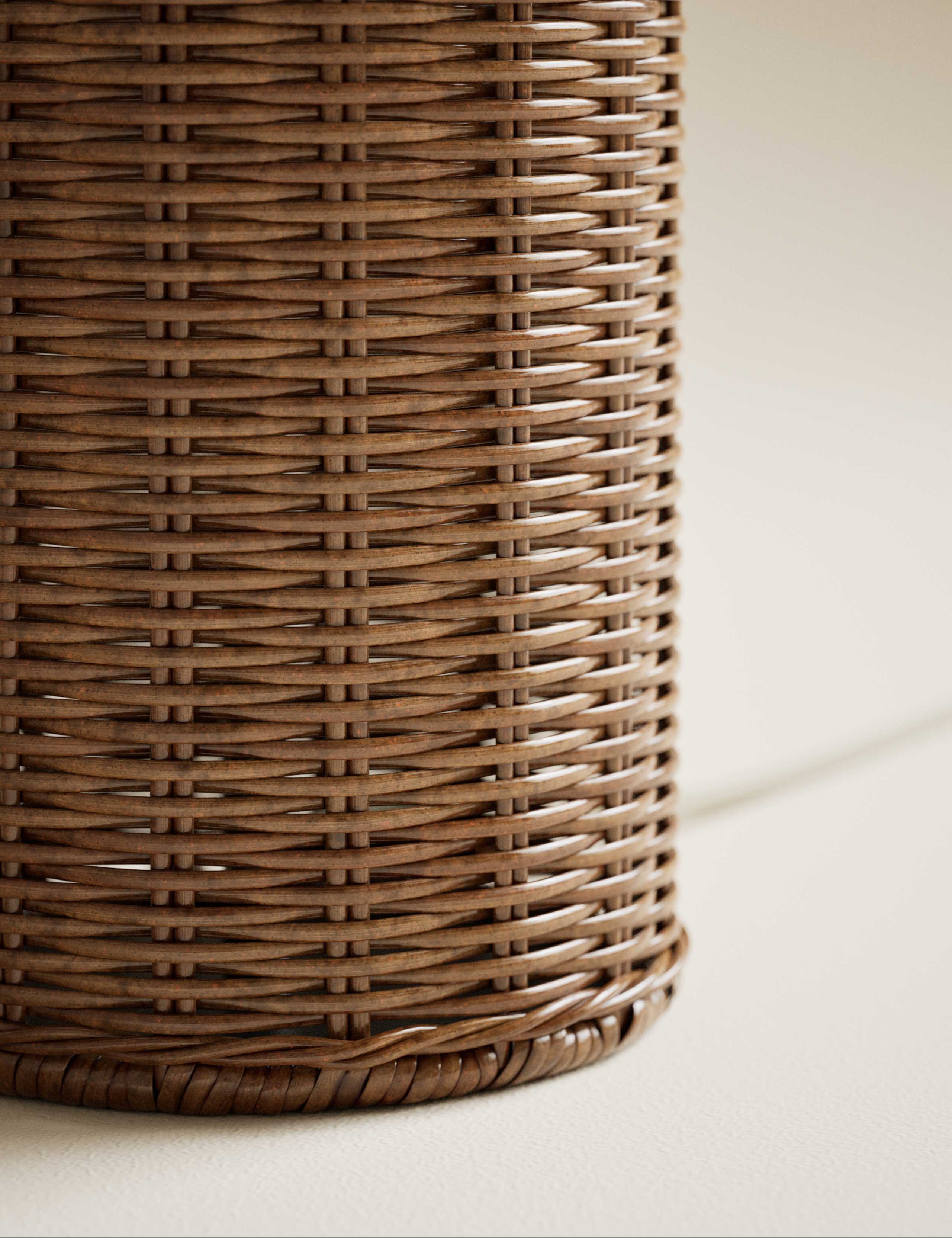 Wicker Scalloped Table Lamp 4 of 5