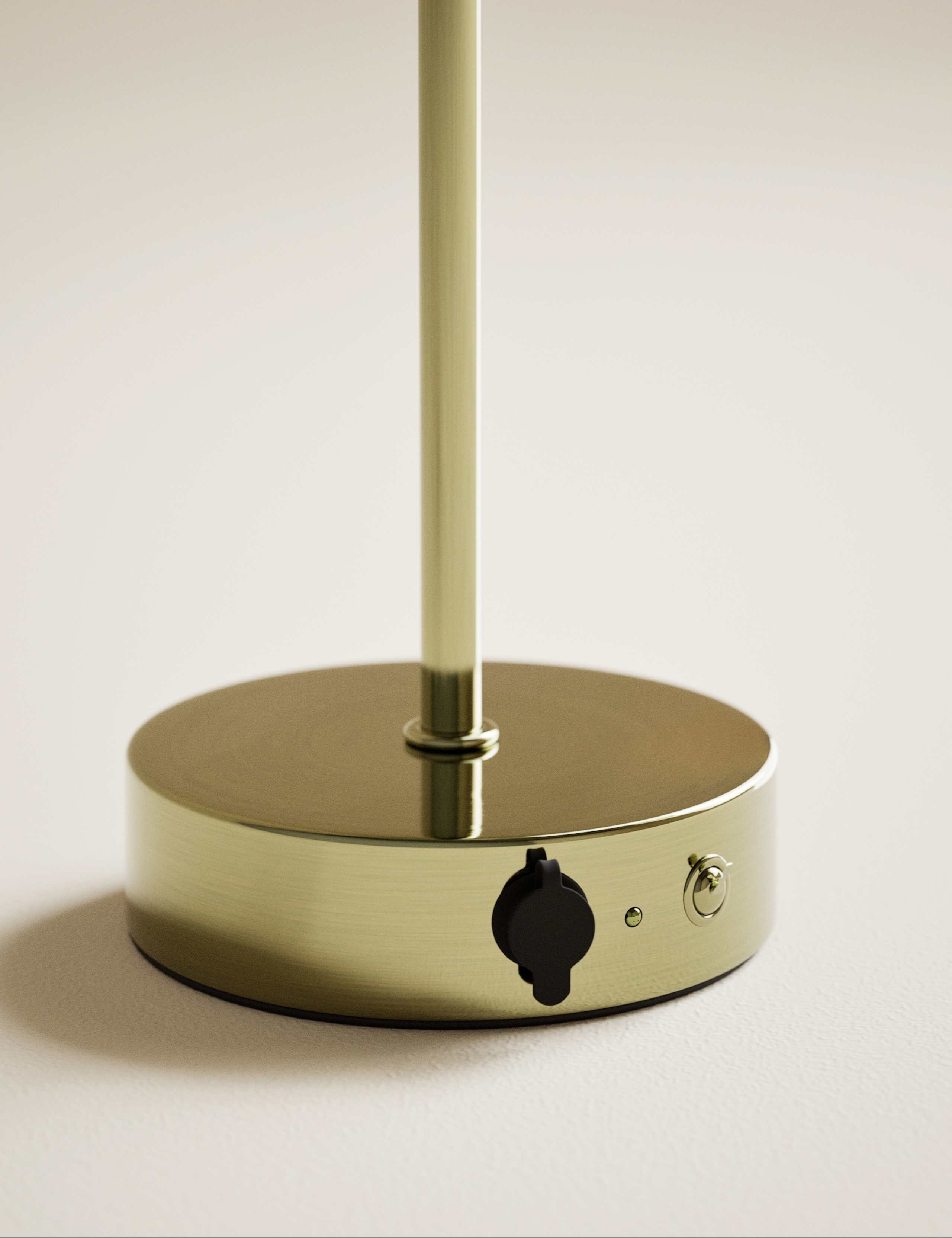 Monroe Rechargeable Table Lamp 4 of 5