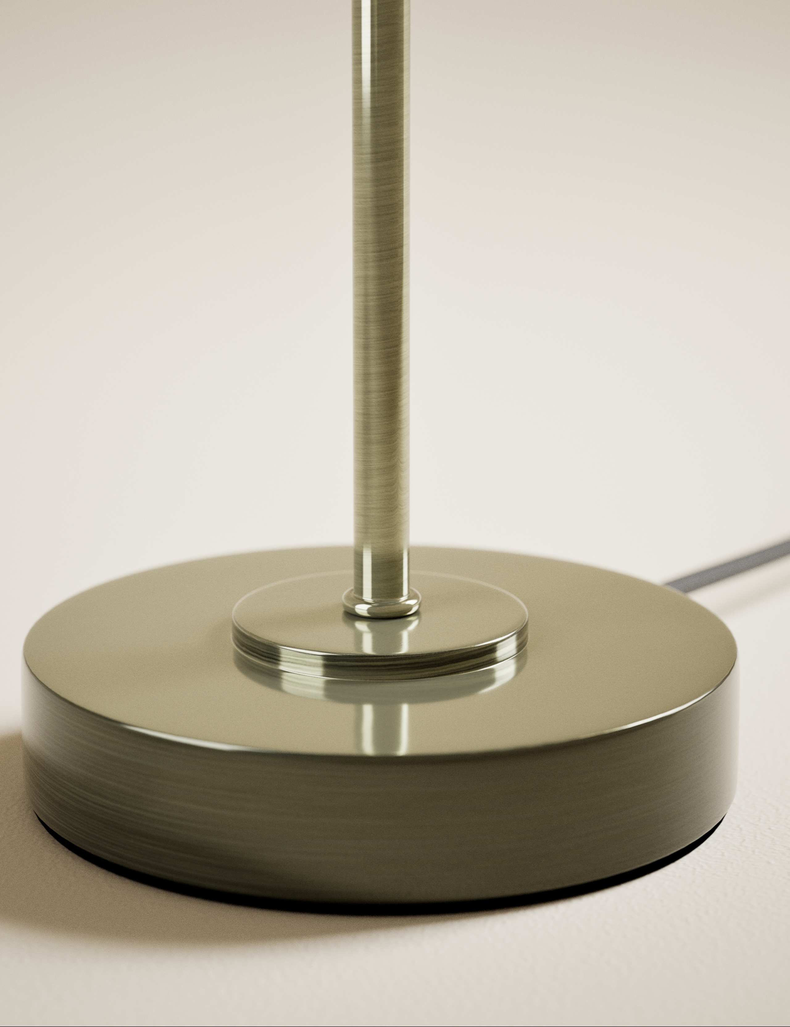 Brass Scallop Table Lamp 4 of 5