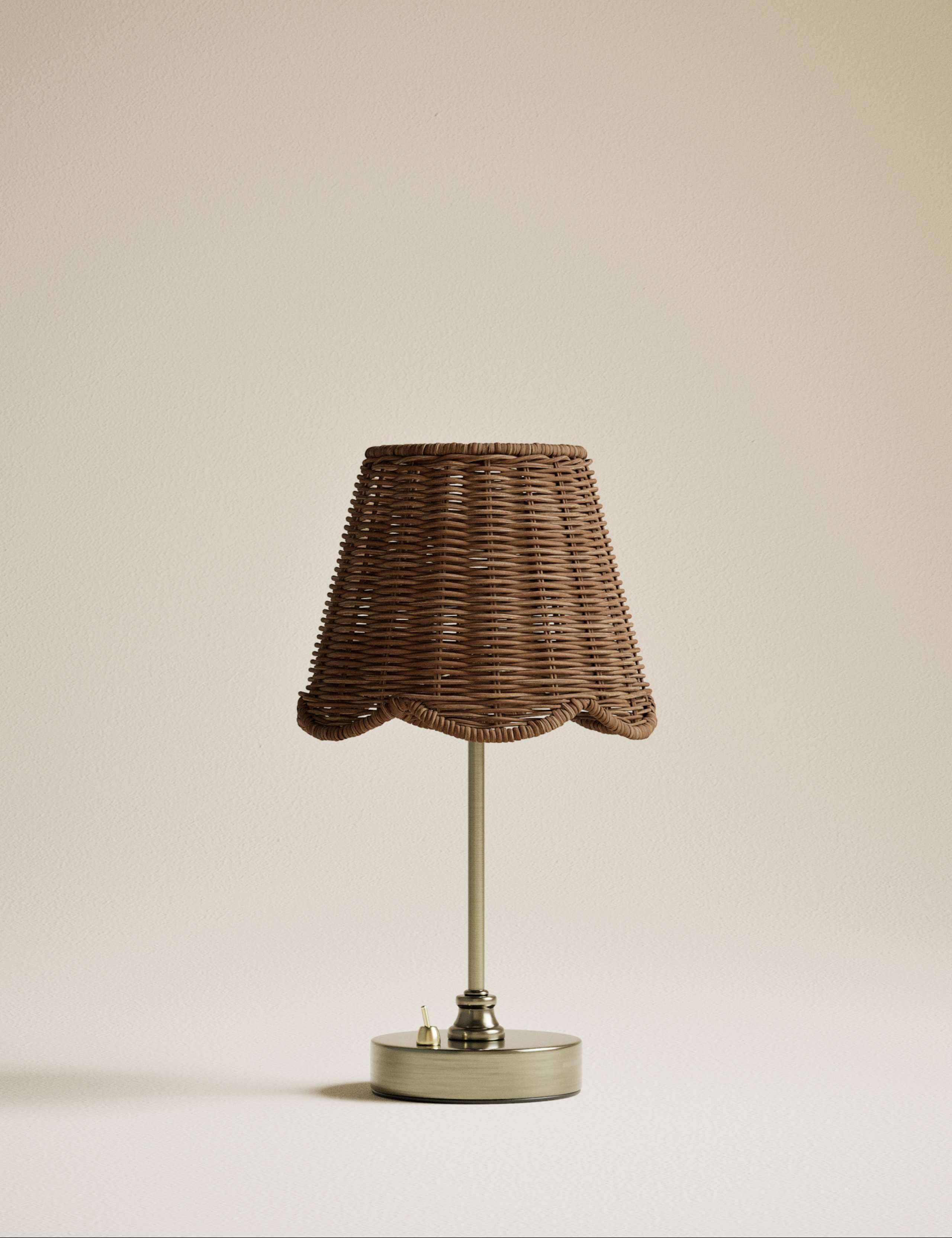 Wicker Scallop Rechargeable Table Lamp 3 of 5
