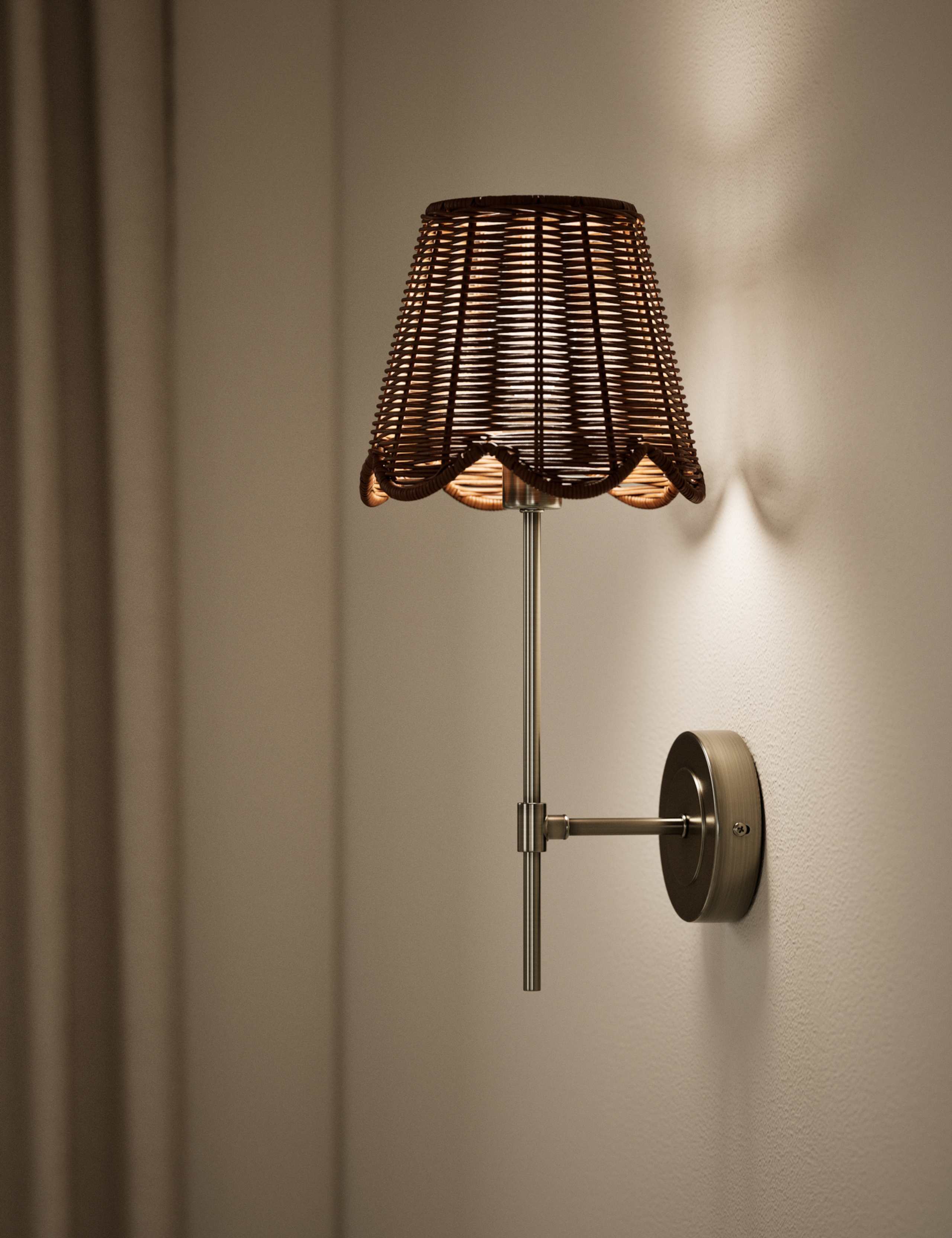 Wicker Scalloped Wall Light 2 of 5