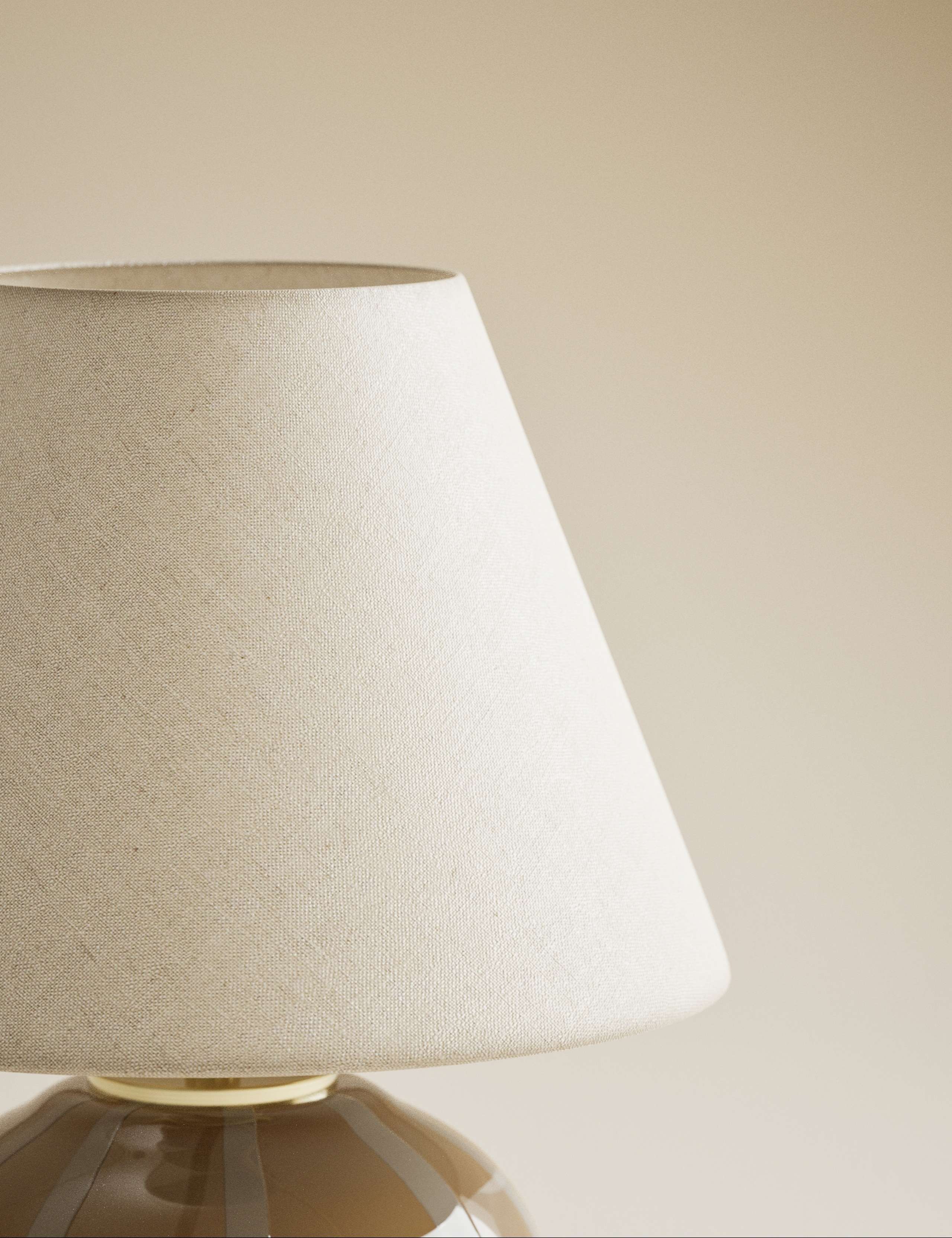 Glass Striped Round Table Lamp 5 of 5