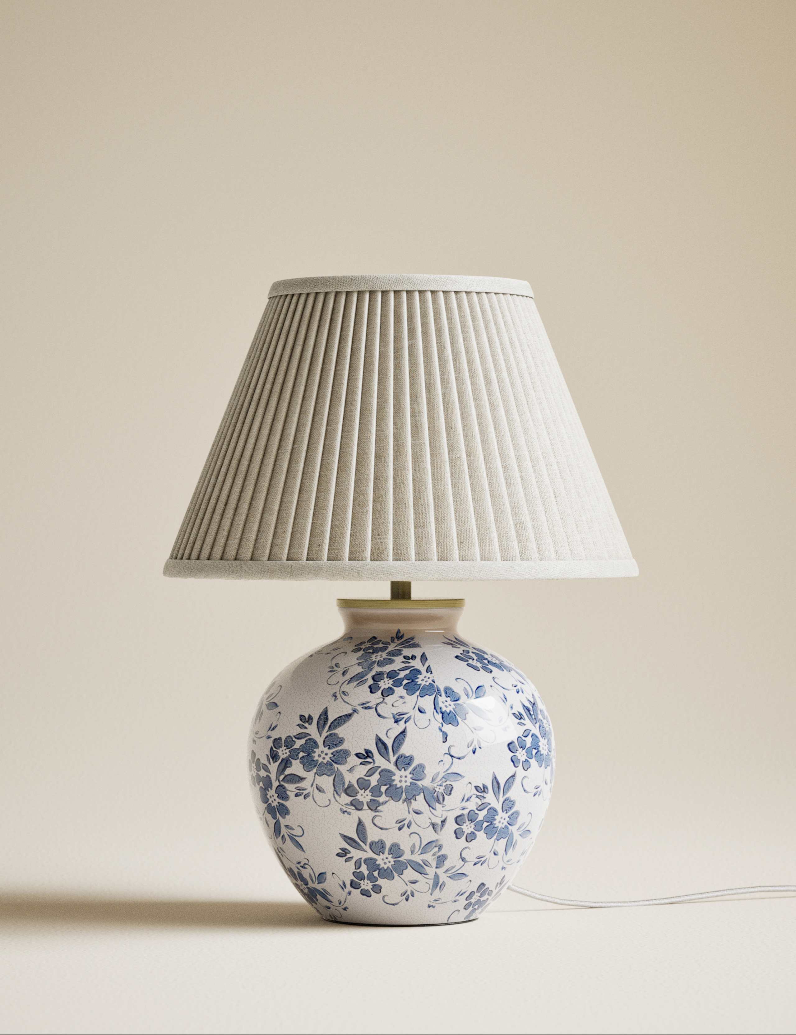 Floral Urn Table Lamp 3 of 5