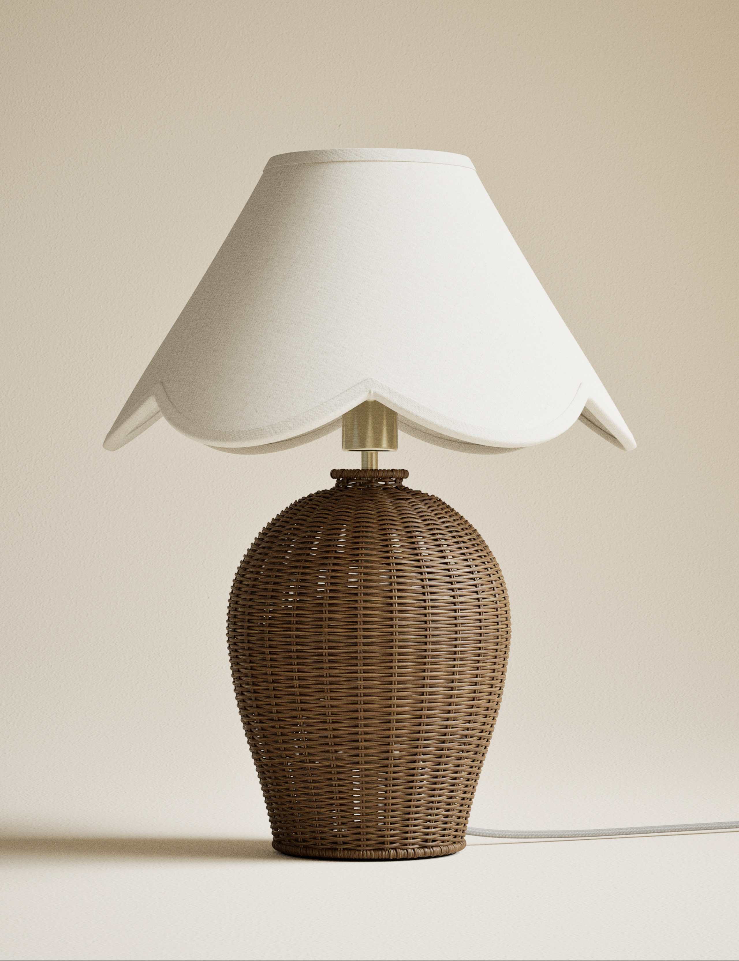 Wicker Scallop Shade Table Lamp 4 of 6