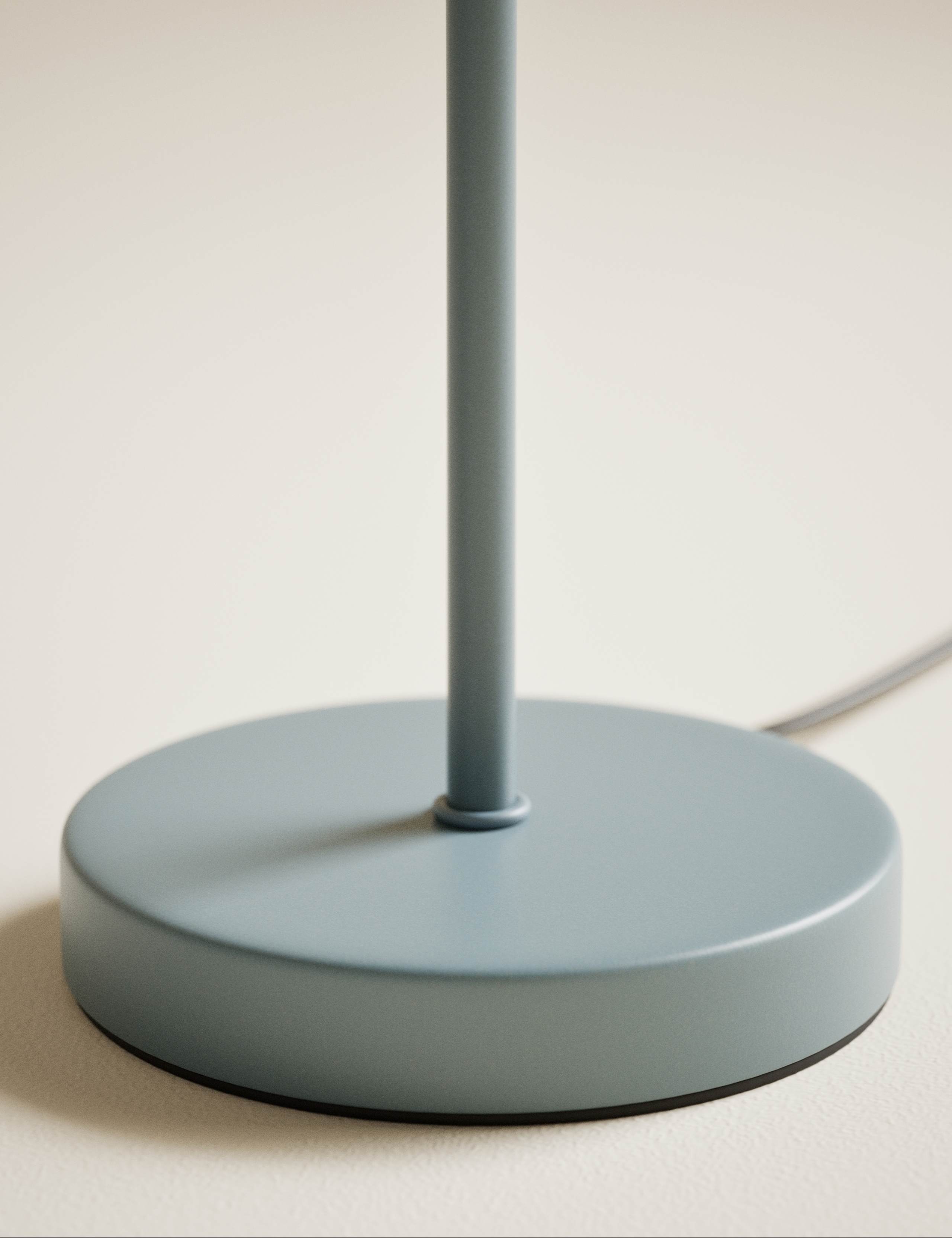 Metal Dome Table Lamp 4 of 6