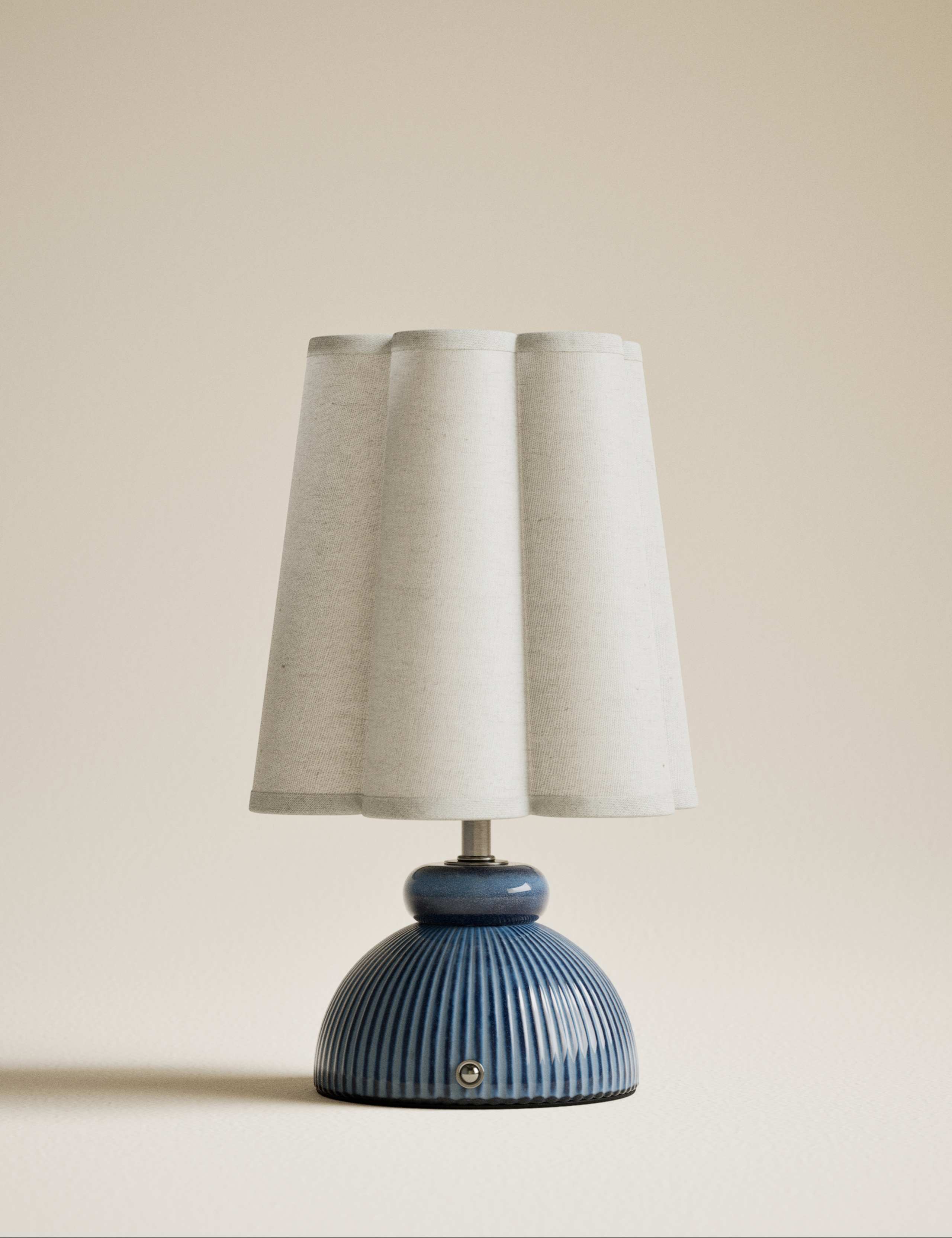 Ribbed Scallop Rechargeable Table Lamp 4 of 6