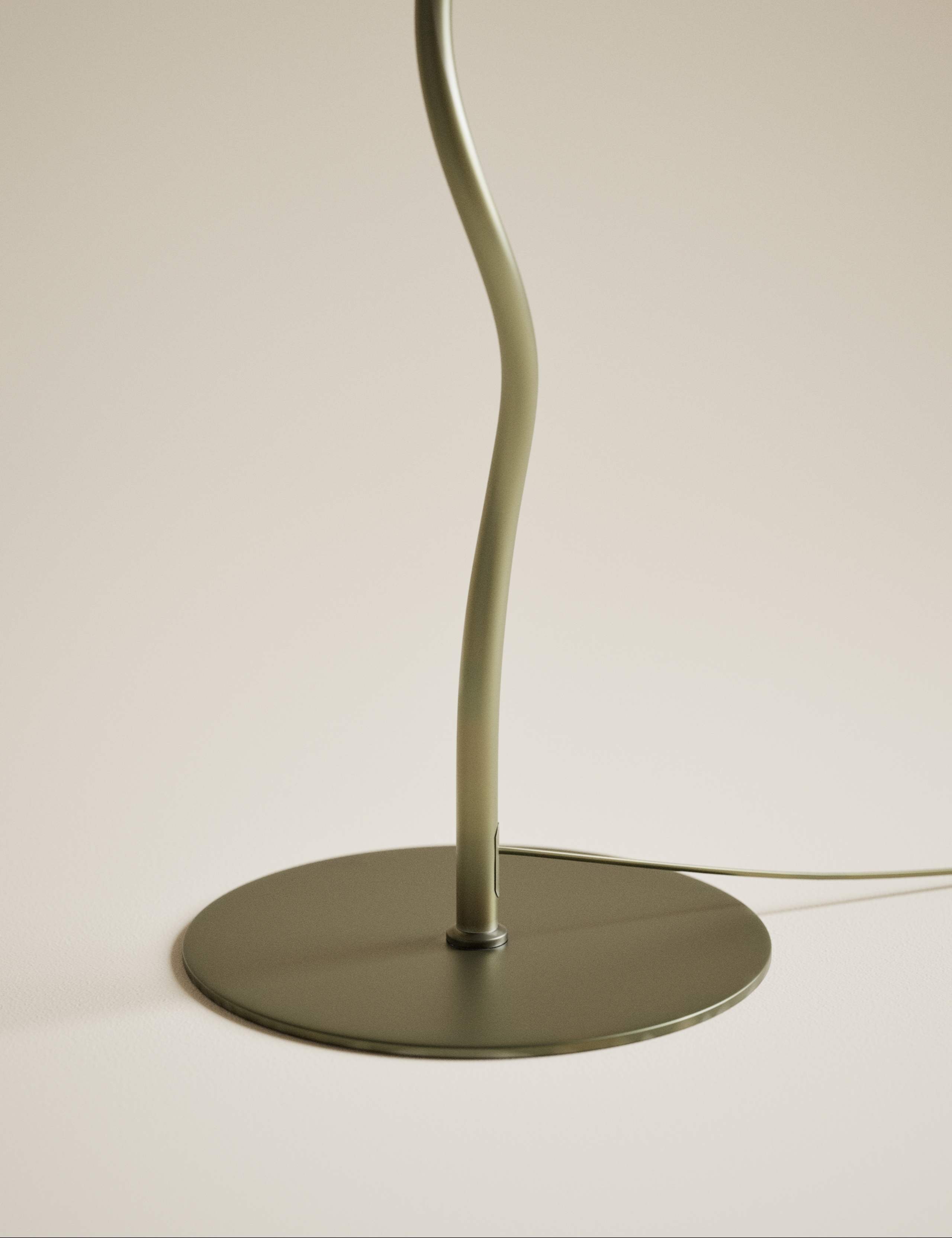 Hallie Floor Lamp 4 of 5