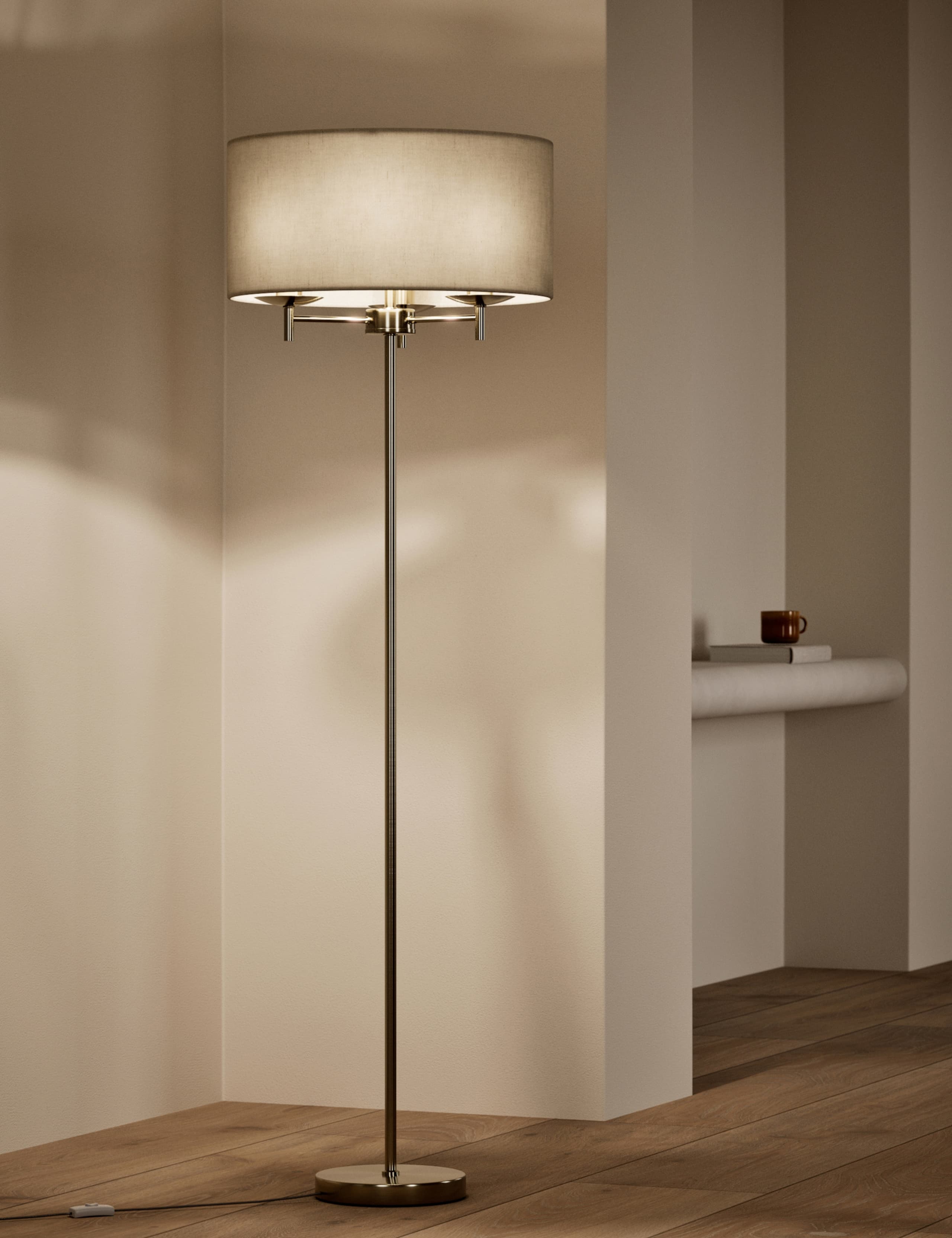 Fleur Floor Lamp 2 of 6