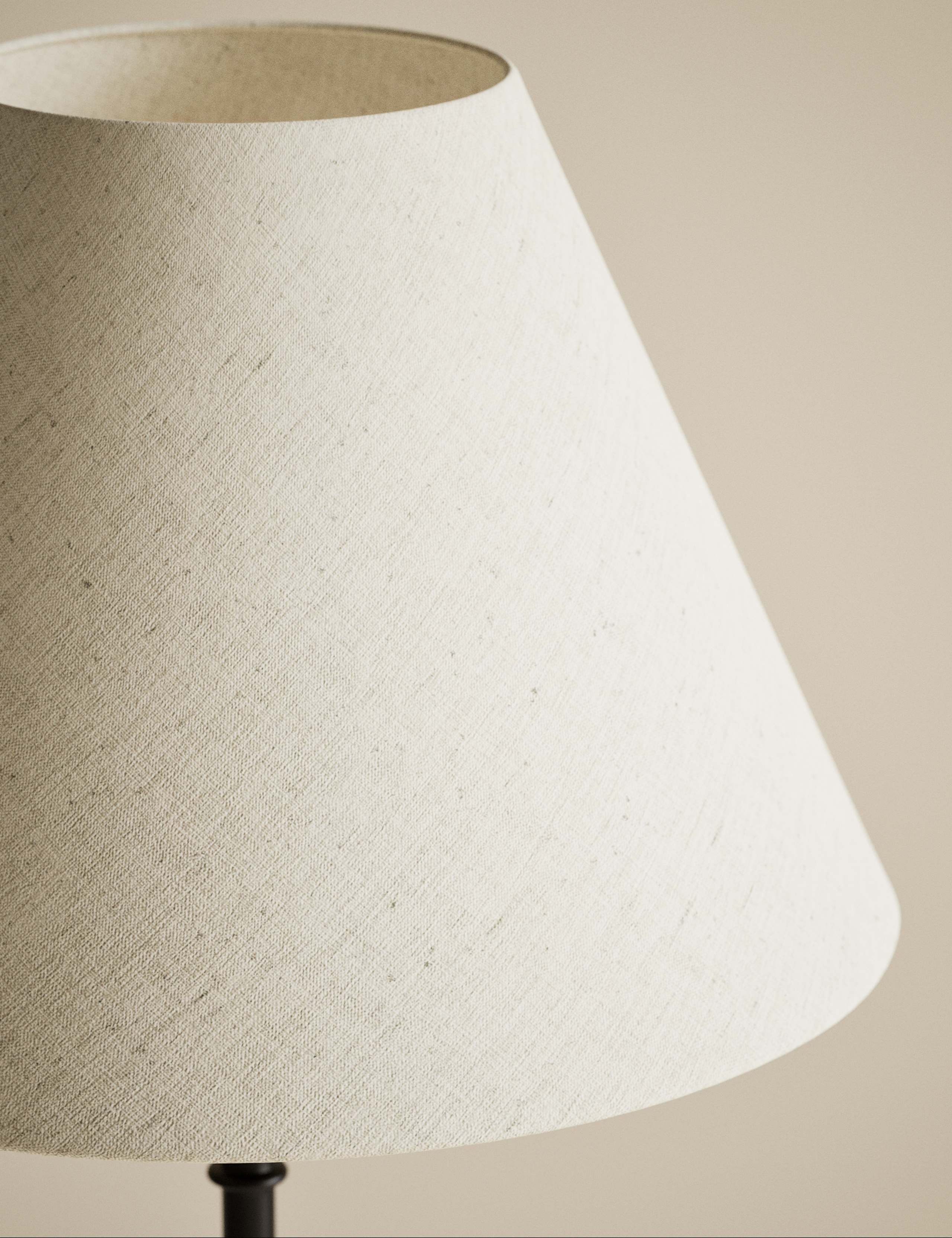 Black Ribbed Floor Light 5 of 5