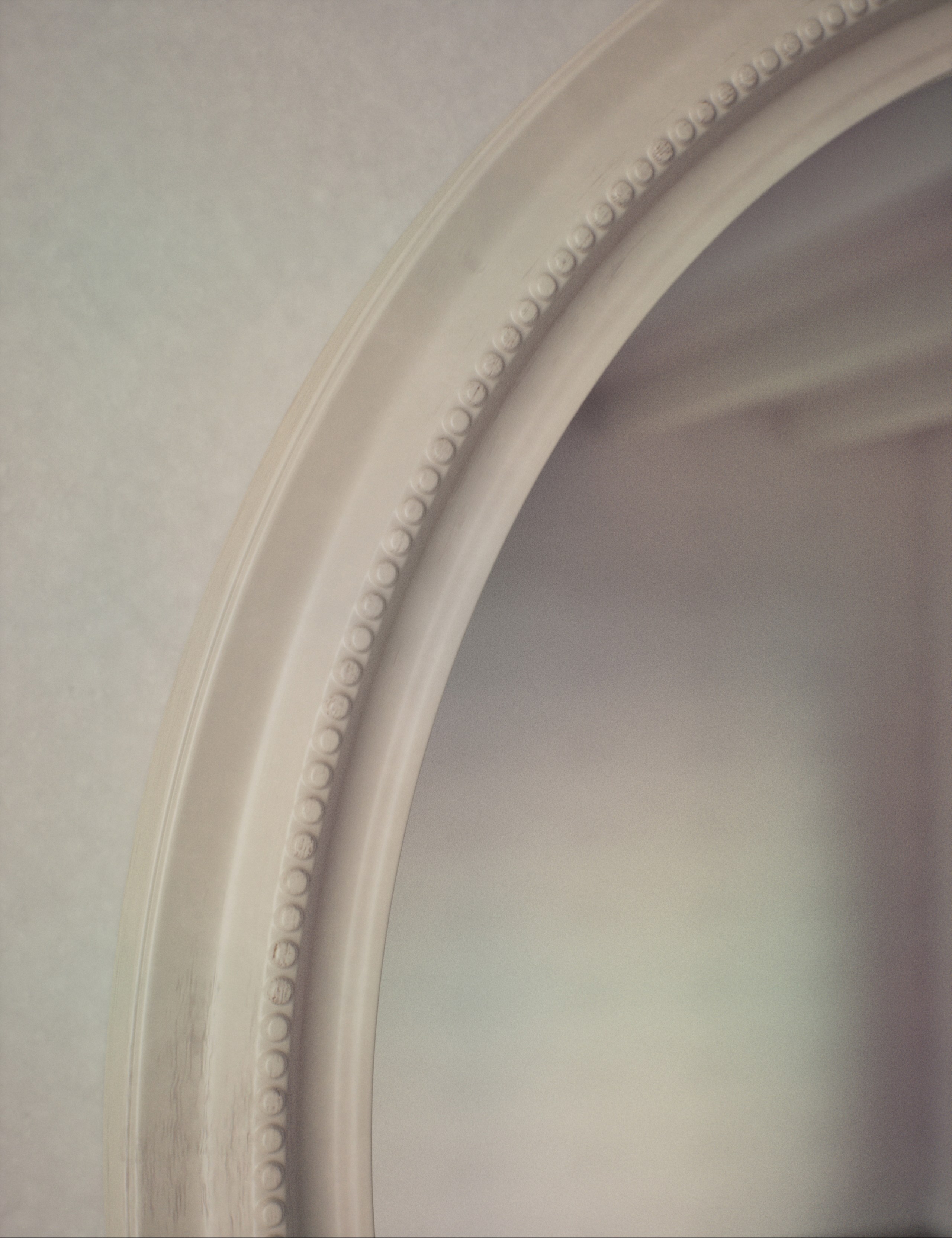 Daphne Round Hanging Wall Mirror 3 of 4