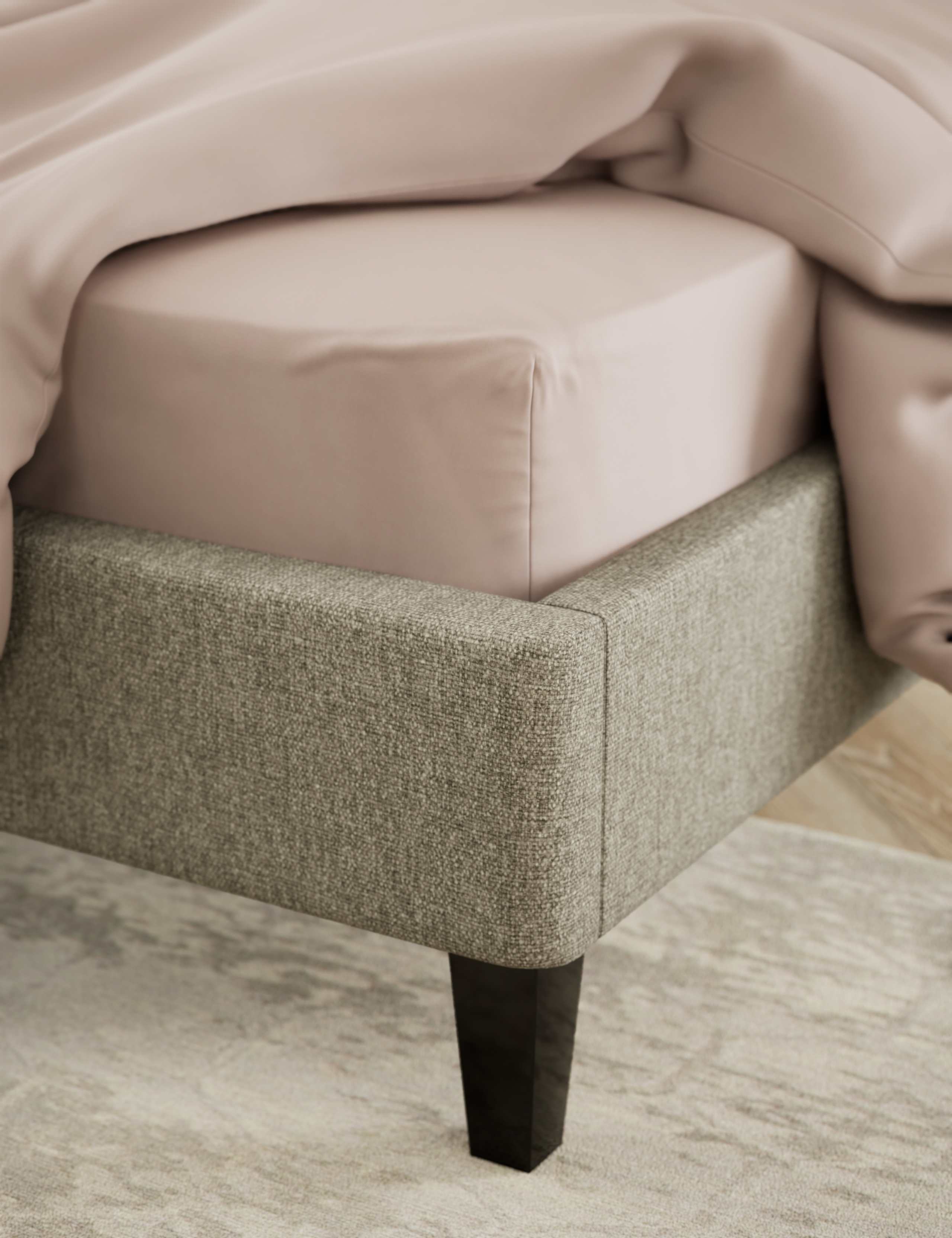 Egyptian Cotton 230 Thread Count Fitted Sheet 3 of 3