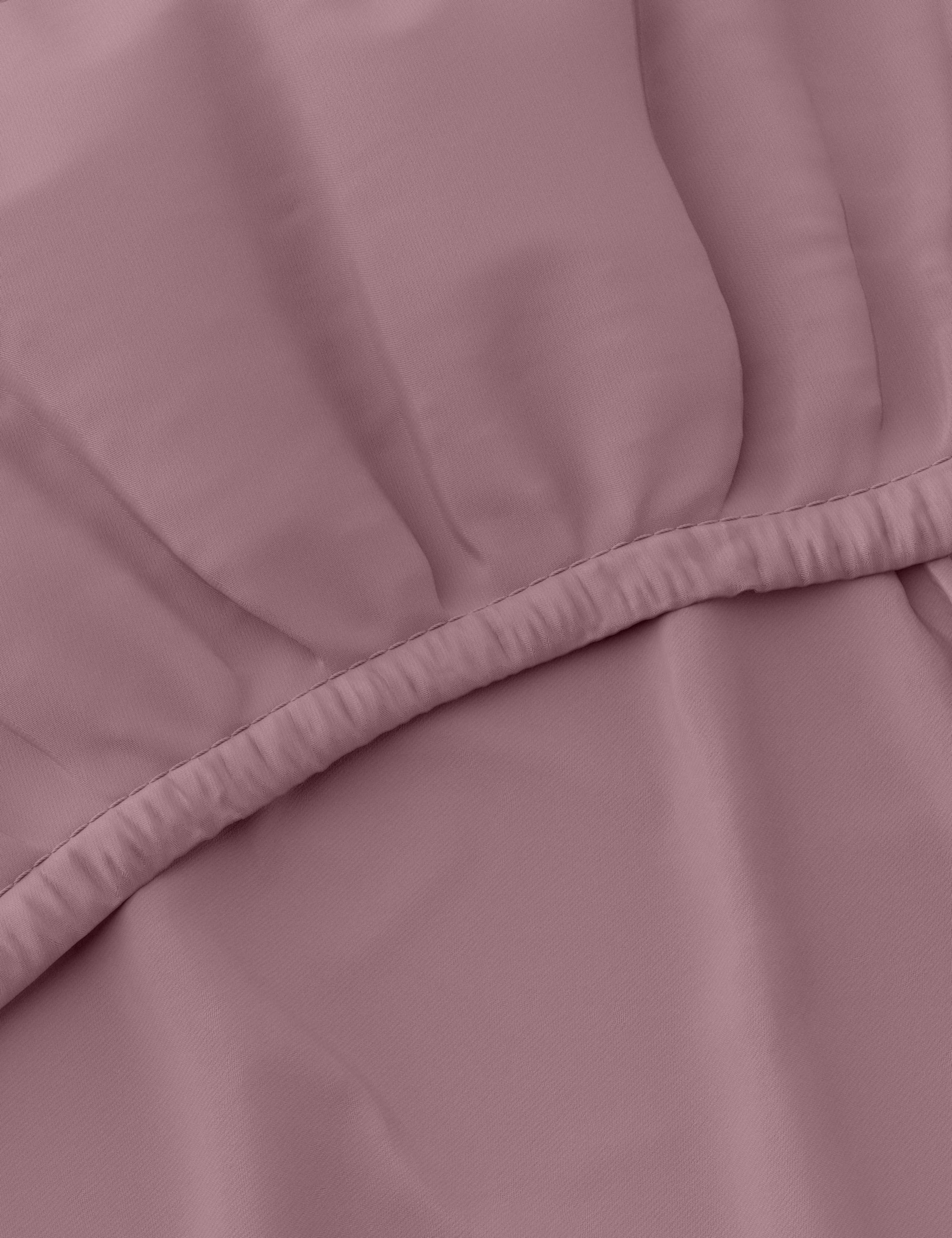 Egyptian Cotton 230 Thread Count Crisp Deeper Fitted Sheet 2 of 2