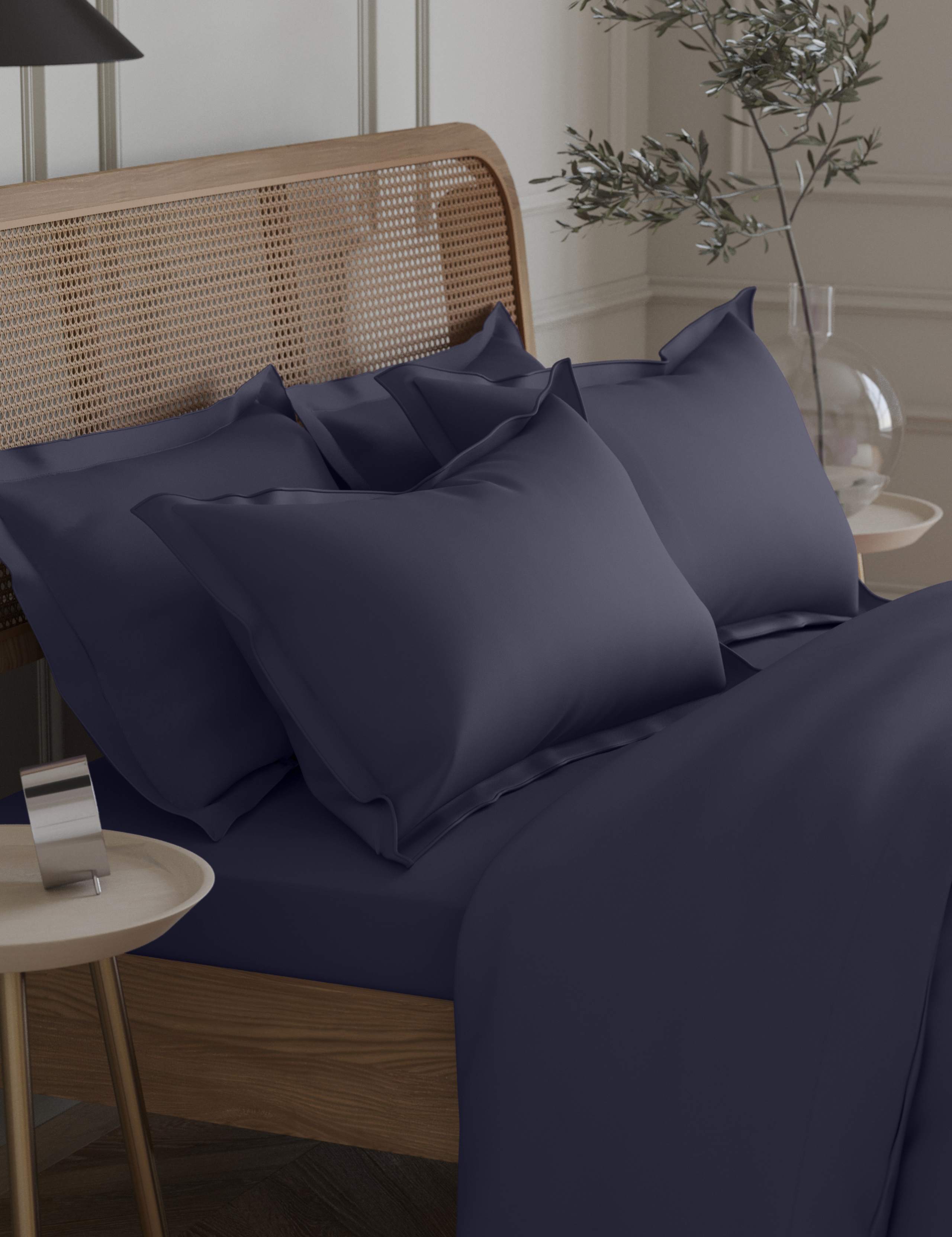 2 Pack Egyptian Cotton 230 Thread Count Crisp Oxford Pillowcases 1 of 7