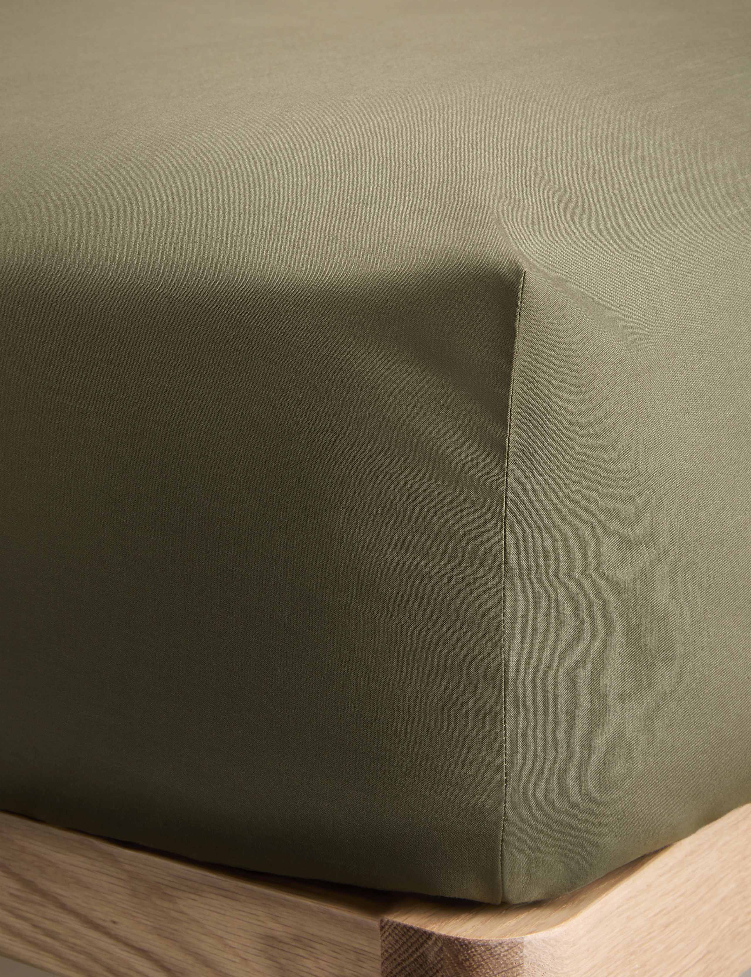 Cotton Rich Extra Deep Fitted Sheet 2 of 3