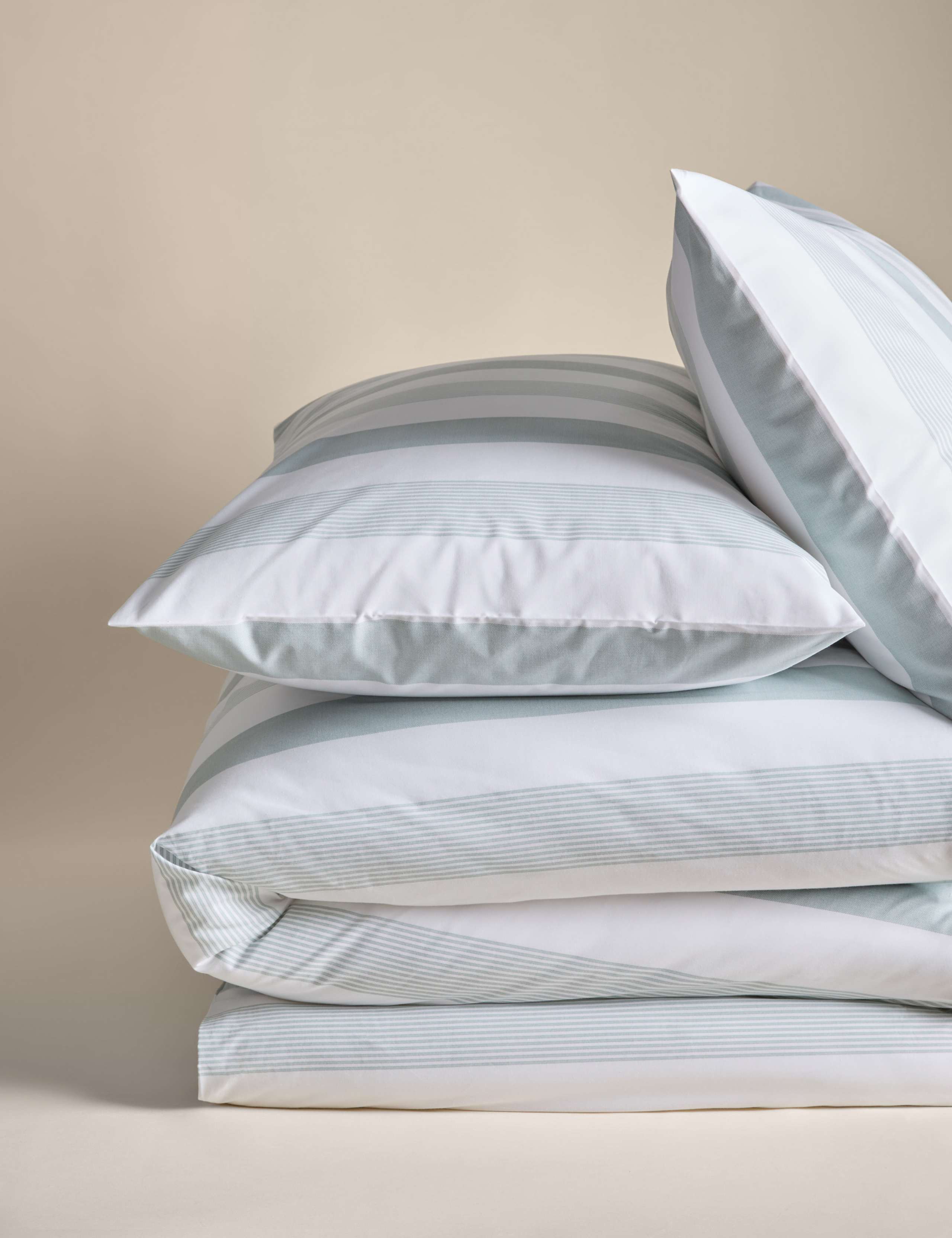 Pure Cotton Hadley Striped Bedding Set 2 of 5