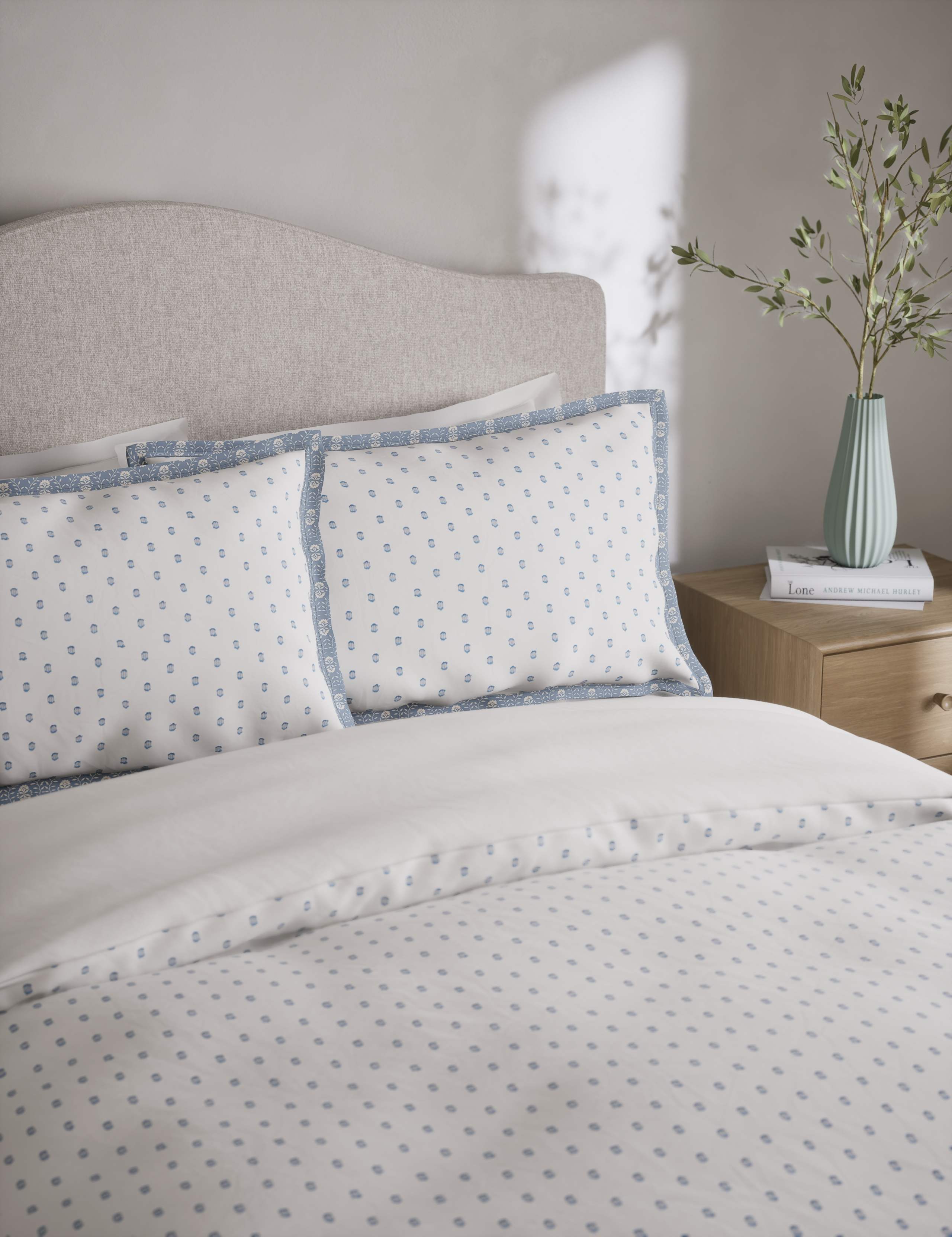 Pure Cotton Spotty Jacquard Bedding Set 4 of 5