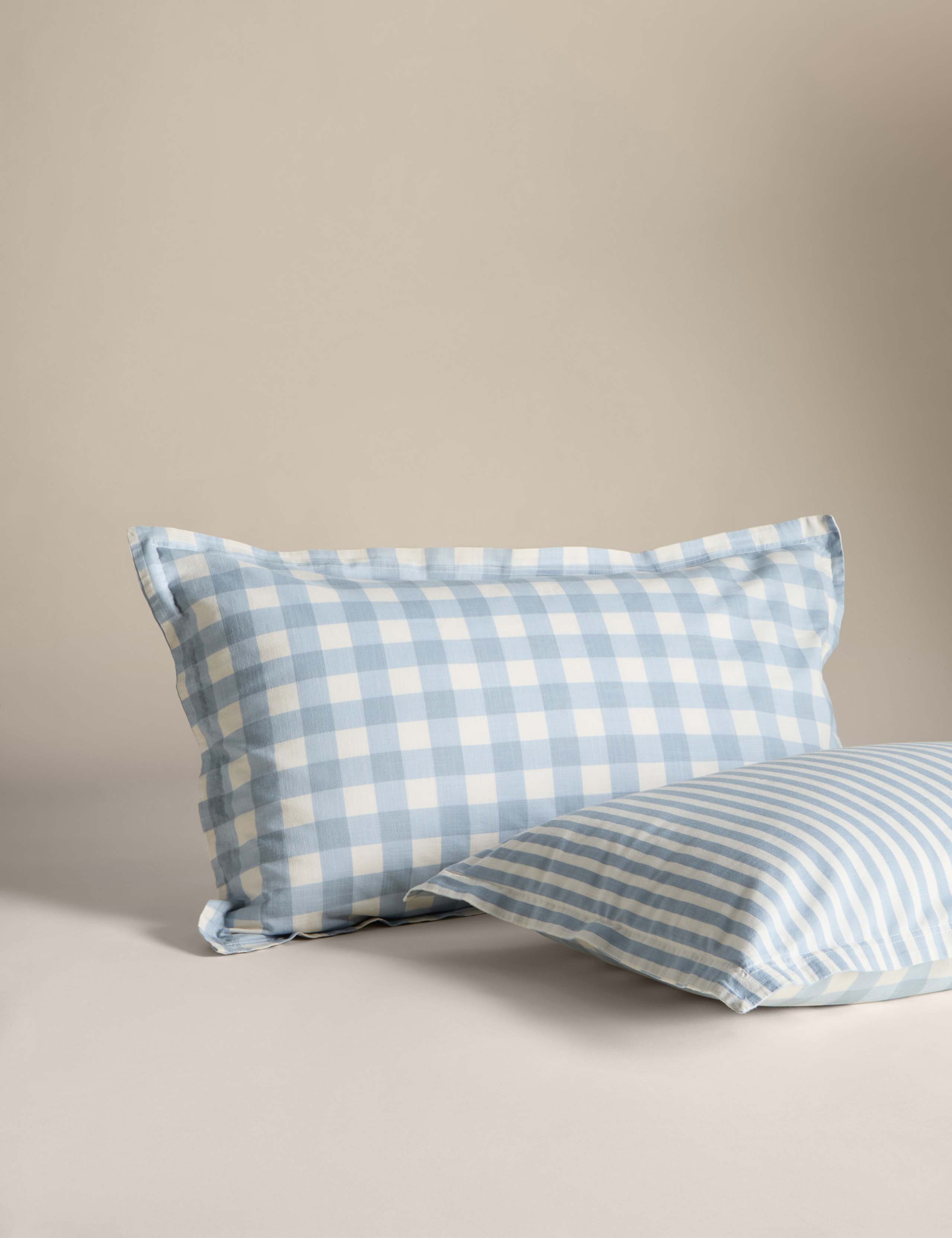Pure Cotton Gingham Bedding Set 3 of 7