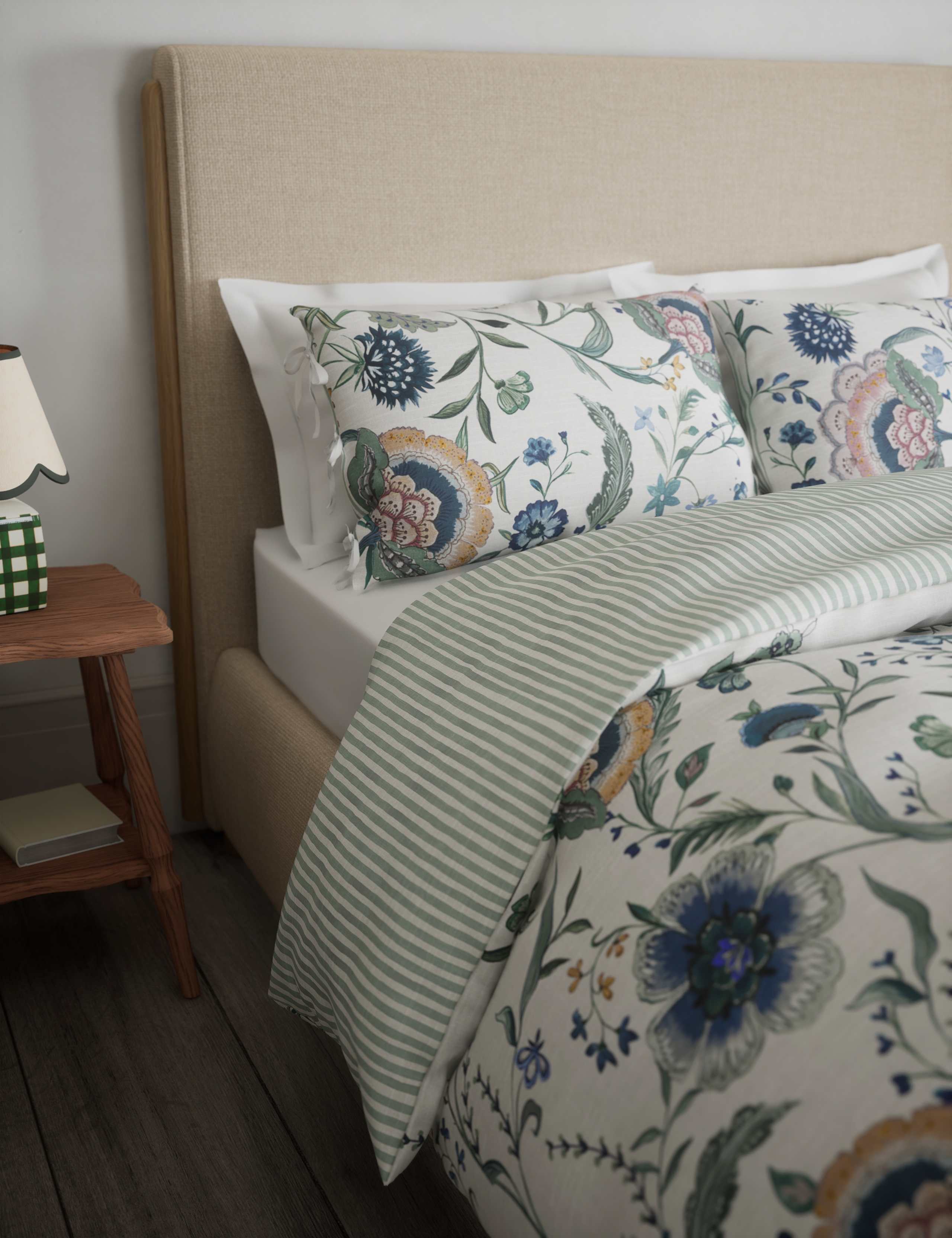 Pure Cotton Floral Bedding Set 4 of 5