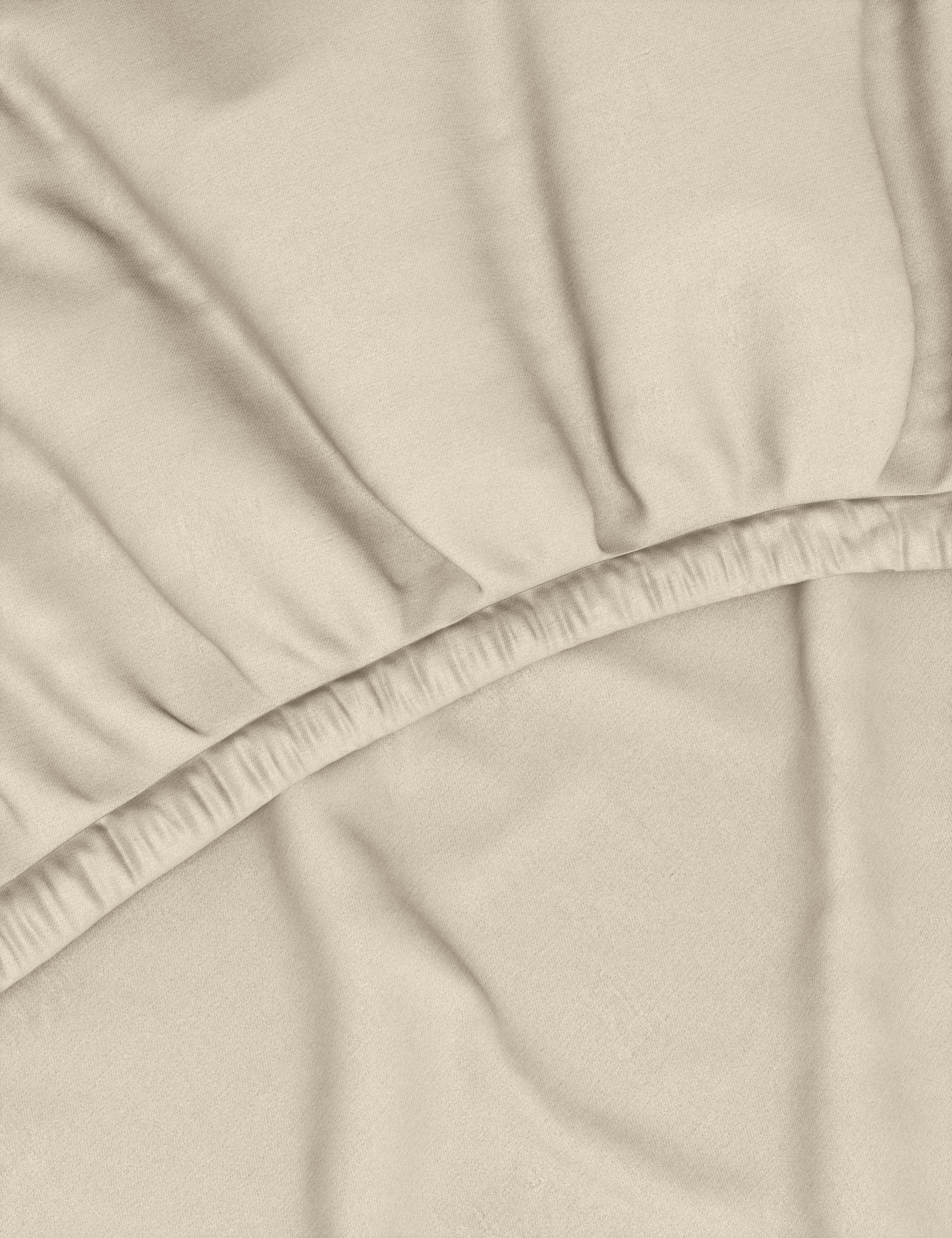 Pure Cotton 300 Thread Count Extra Deep Fitted Sheet 2 of 4