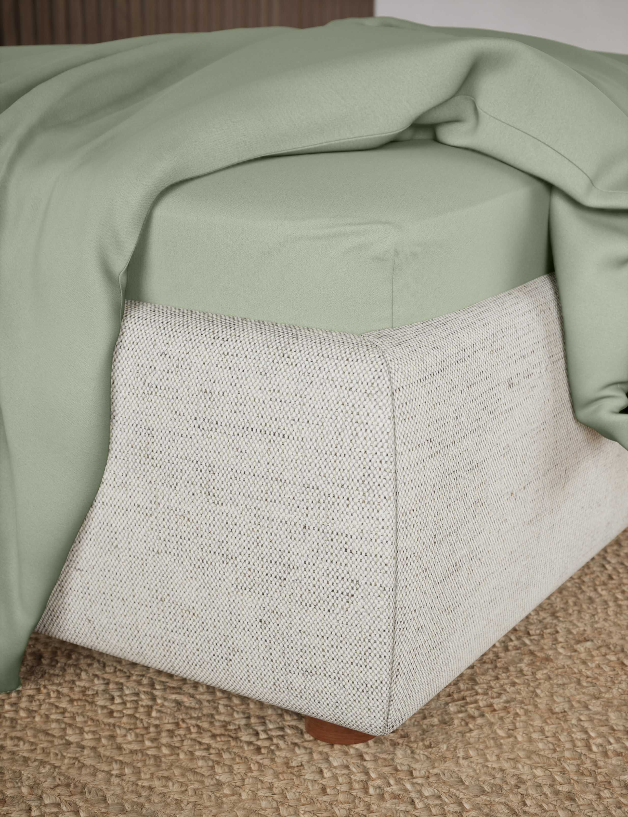 Pure Cotton 300 Thread Count Fitted Sheet 2 of 2