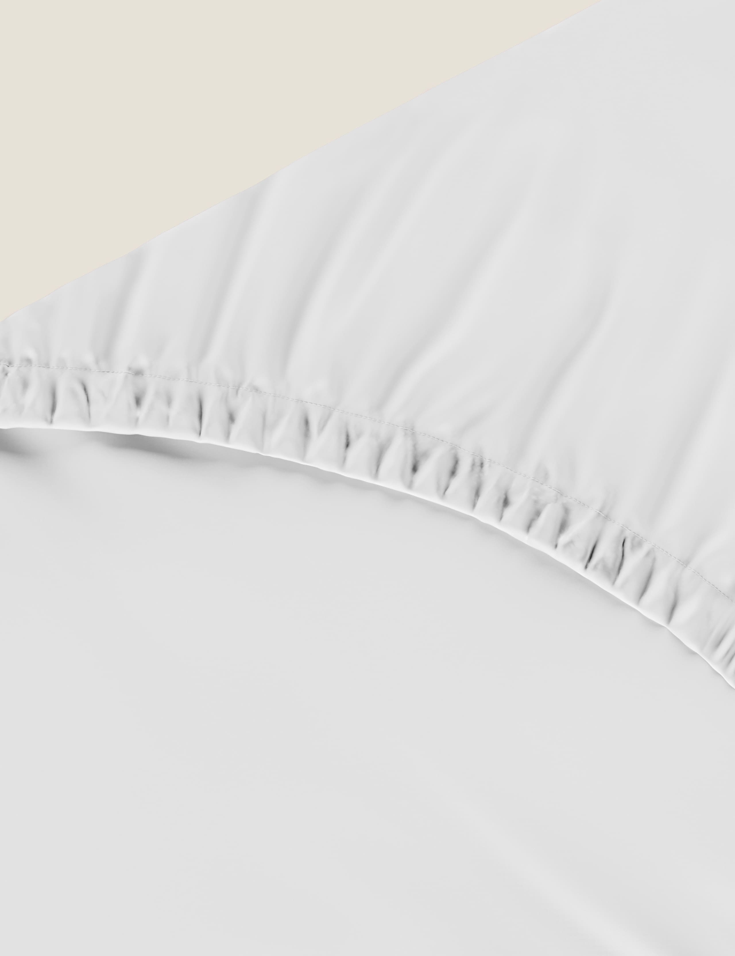 Pure Cotton 300 Thread Count Fitted Sheet 1 of 4