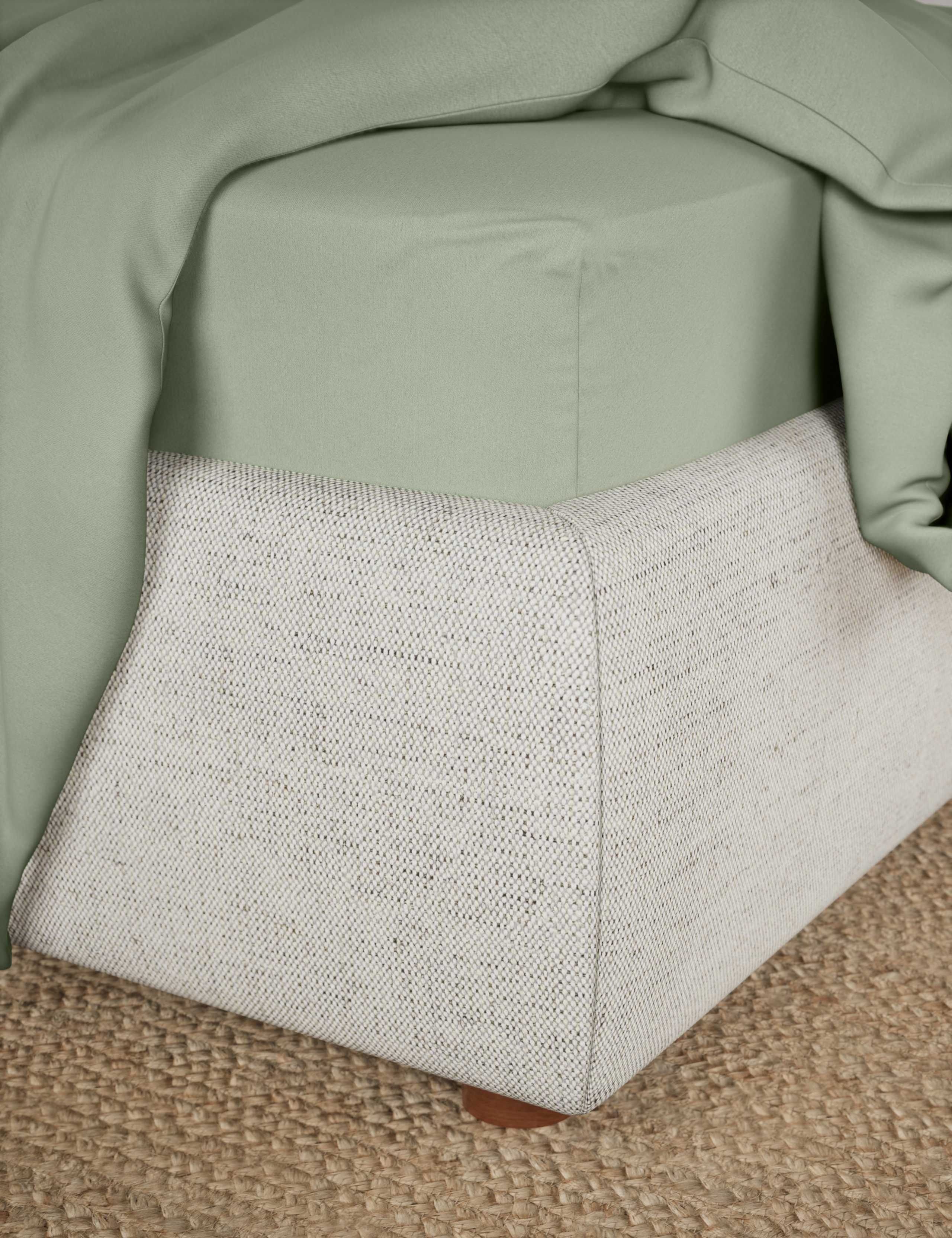 Pure Cotton 300 Thread Count Deep Fitted Sheet 3 of 3