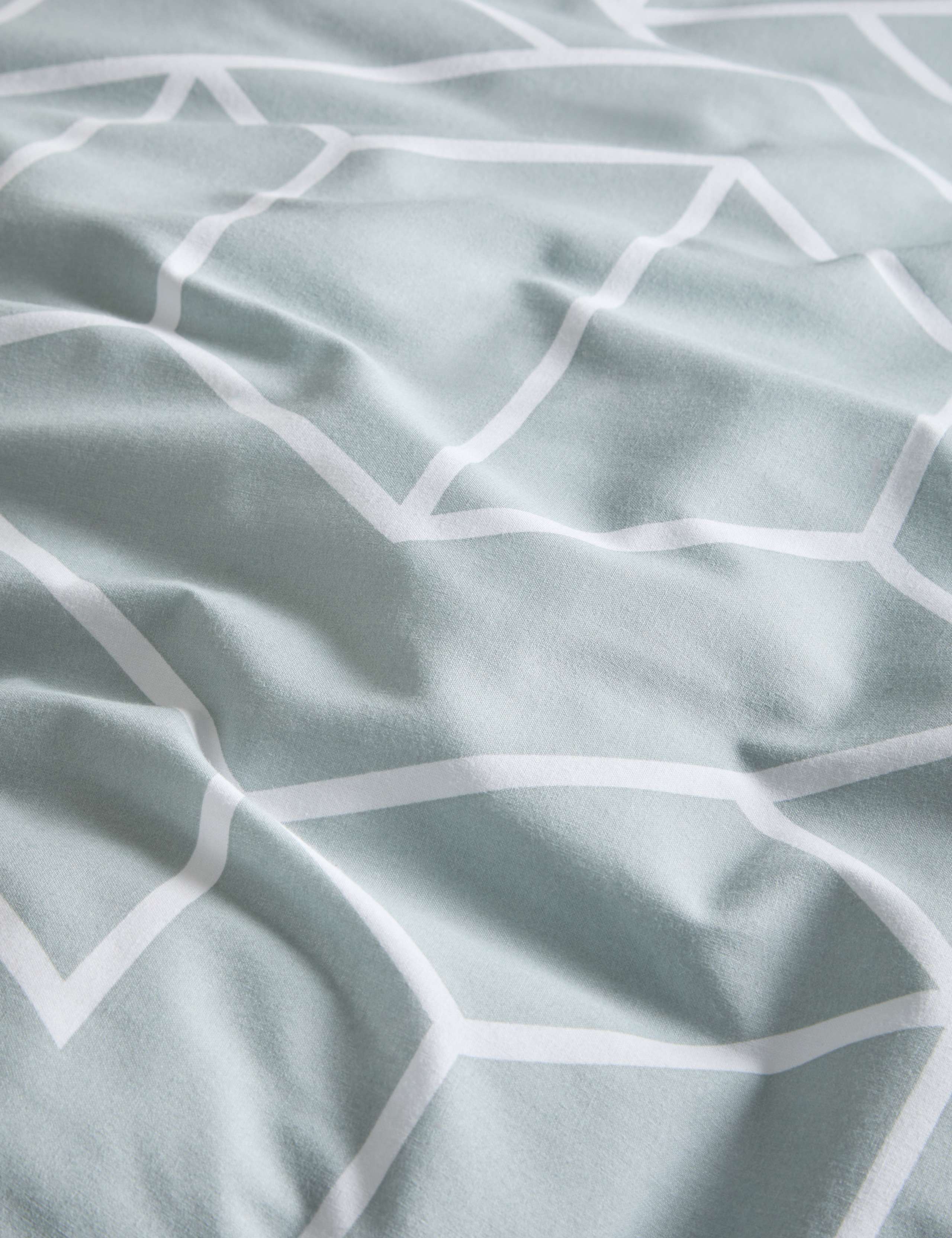 Cotton Blend Geometric Bedding Set 8 of 8